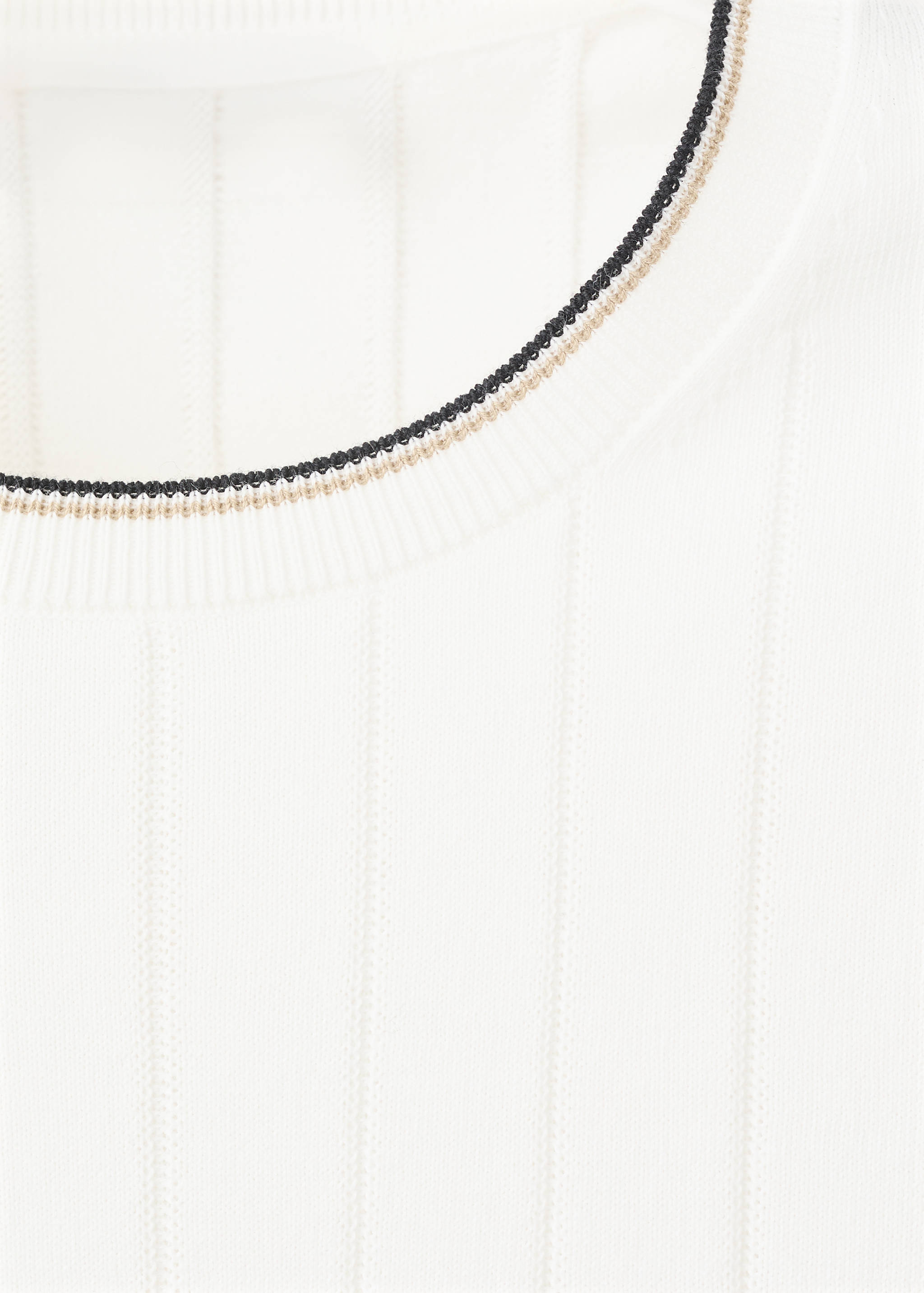 T-shirt de malha fina de 100% algodão - Pormenor do artigo 8