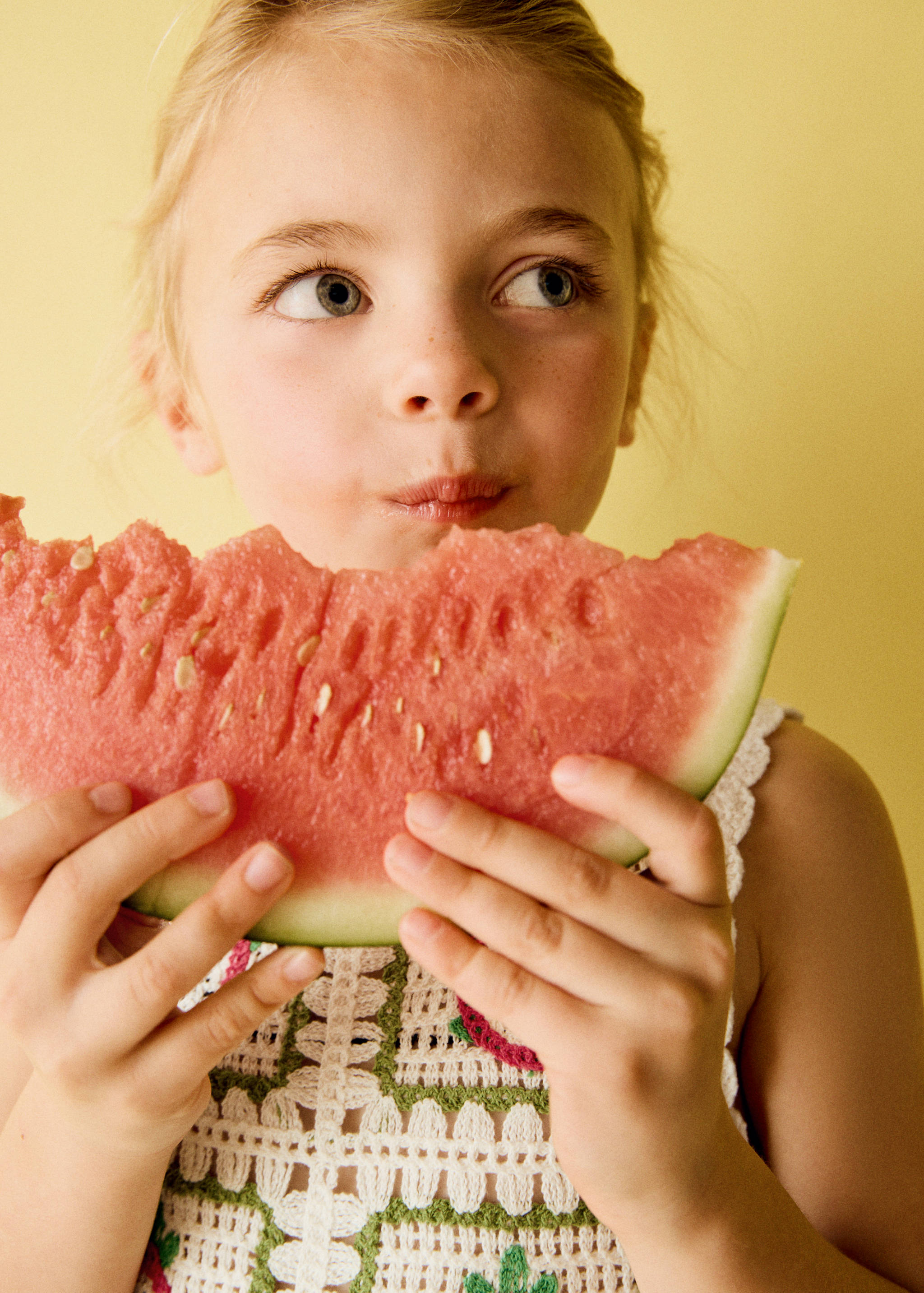 Crochet crop top - Details of the article 1