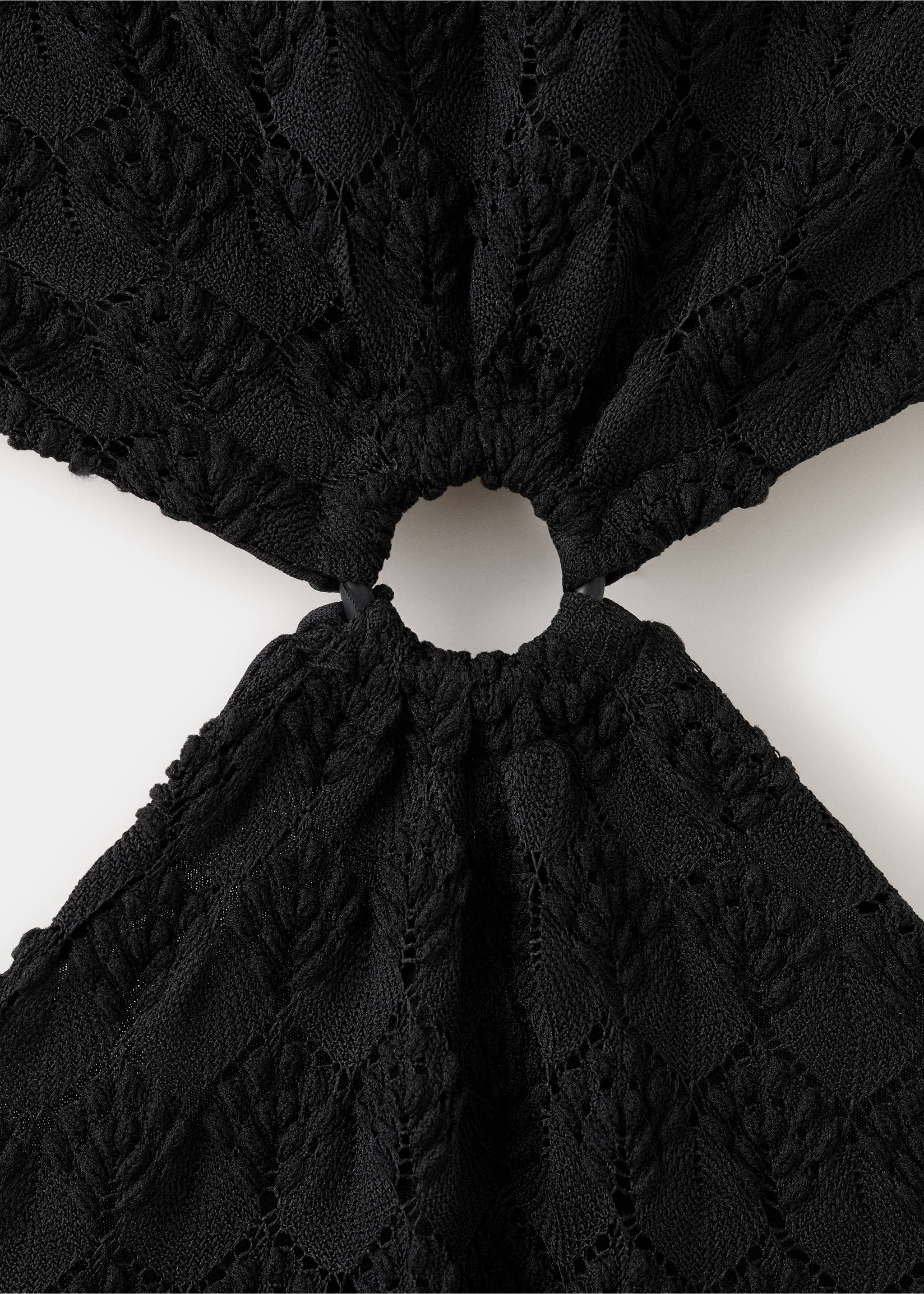 Cut-out halter dress - Details of the article 8, Black. Ref: 27037932-00.