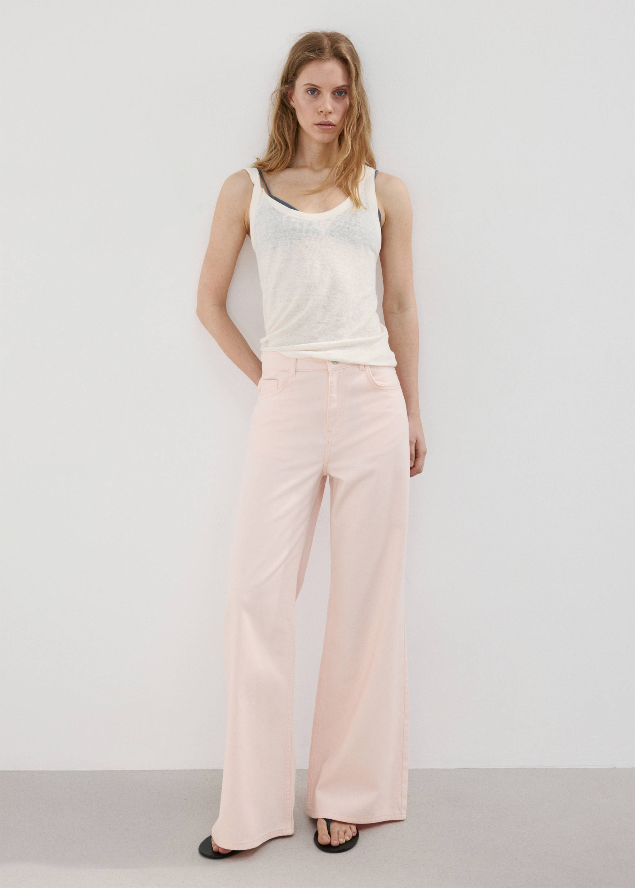 Wide leg mid-rise jeans - General plane