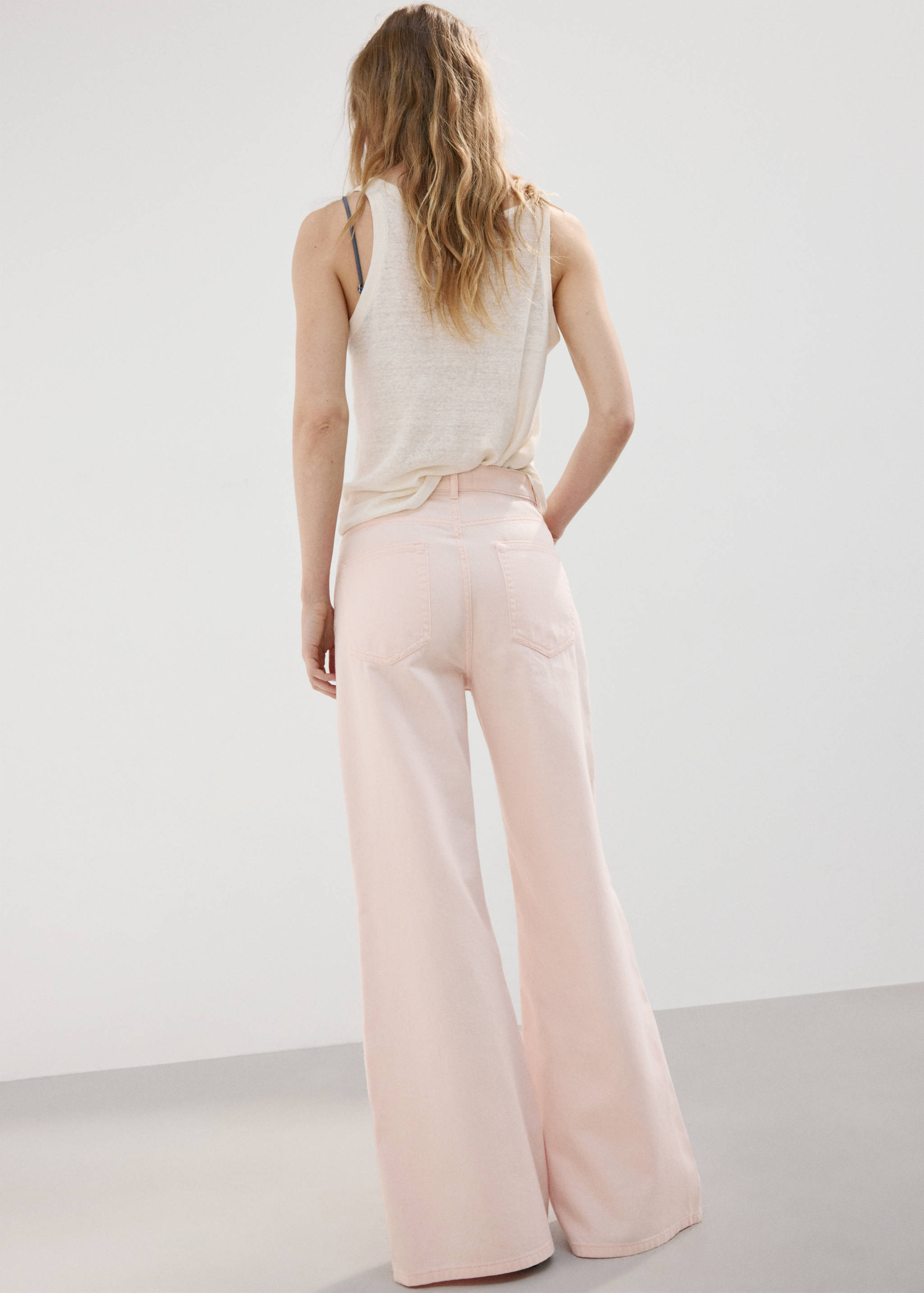 Wide leg mid-rise jeans - Reverse of the article