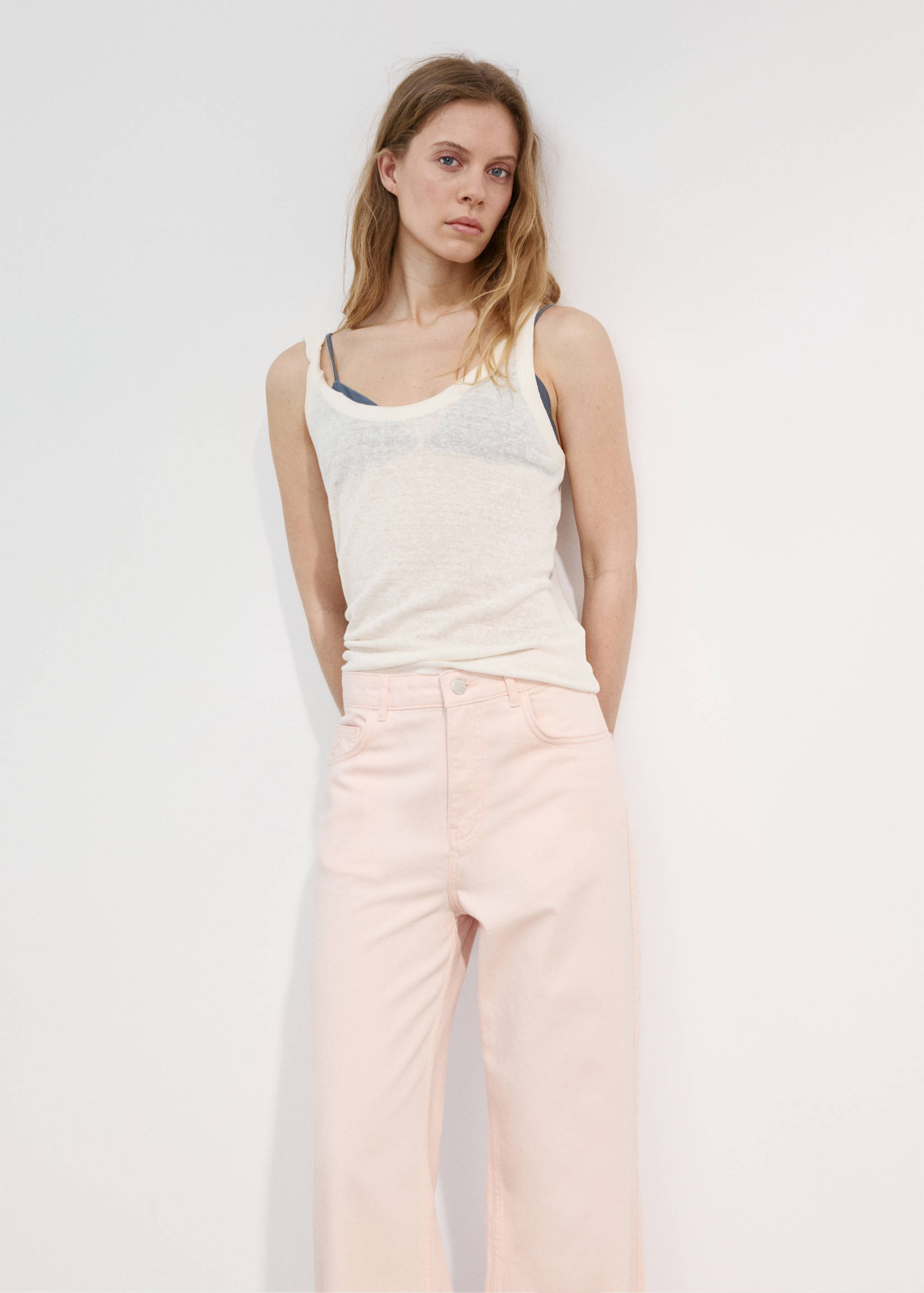 Wide leg mid-rise jeans - Details of the article 1