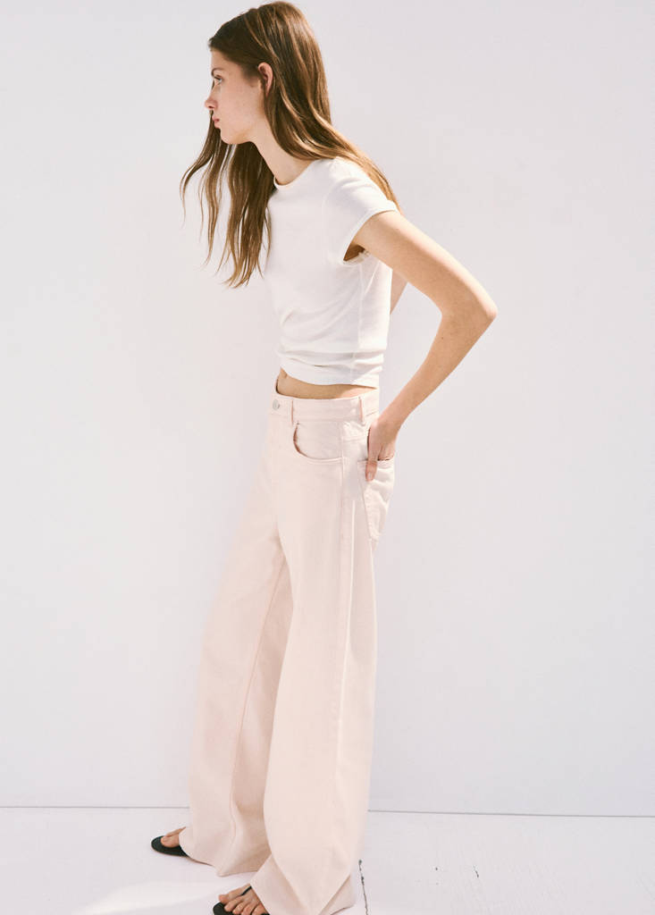 Wide leg mid-rise jeans — Pastel Pink