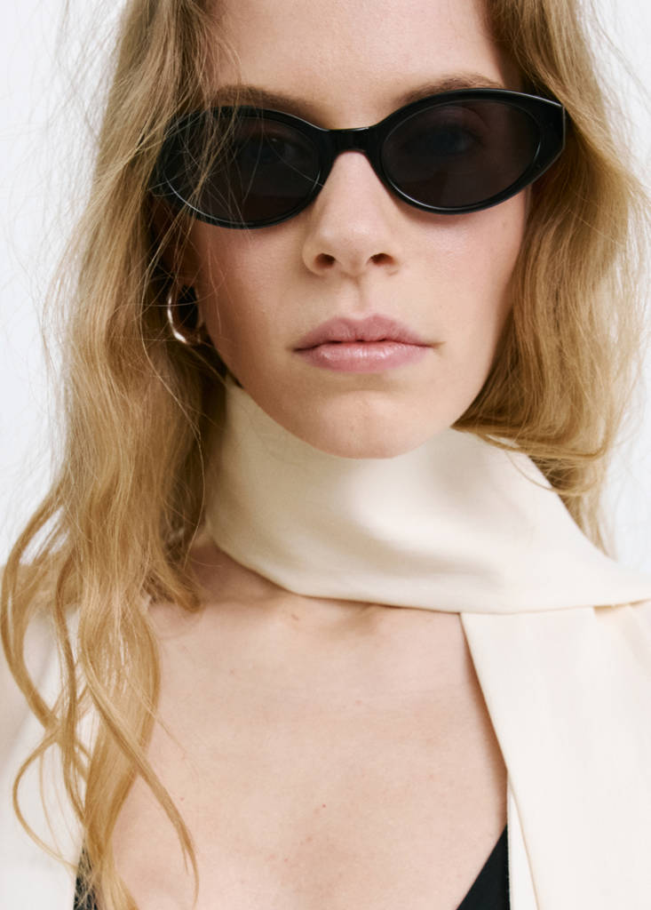 Suit blazer without lapels — Ecru