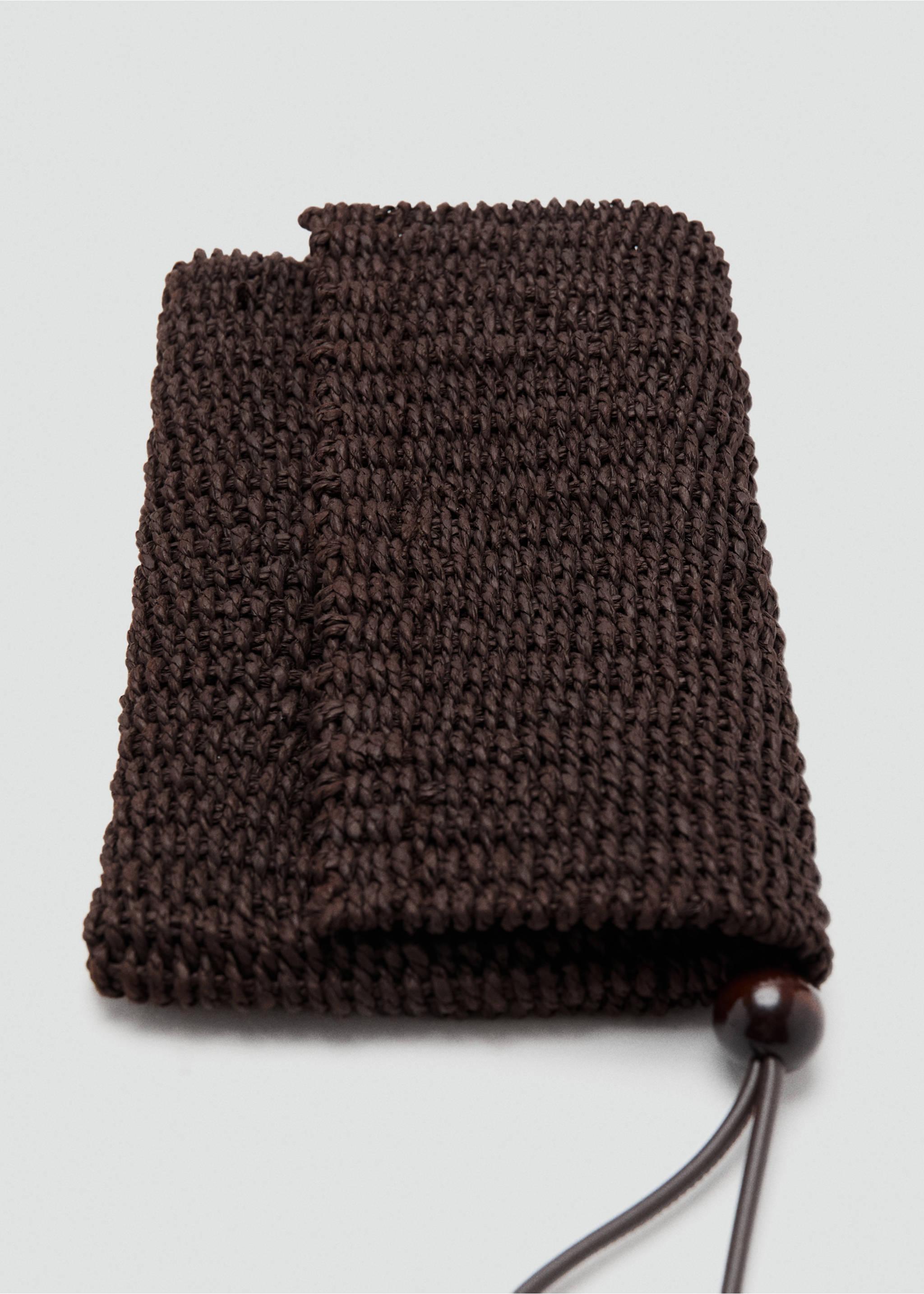 Pochette en fibre naturelle avec rabat - Détail de l'article 2, Chocolat. Ref: 27038264-00.