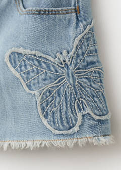 Embroidered butterfly denim shorts — Light Blue 4