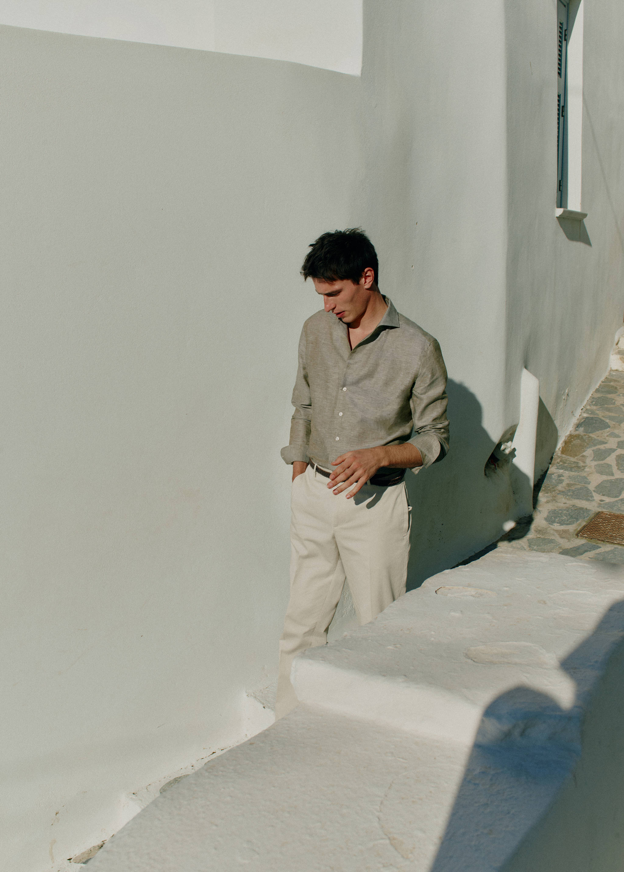 常规版型亚麻衬衫 - null