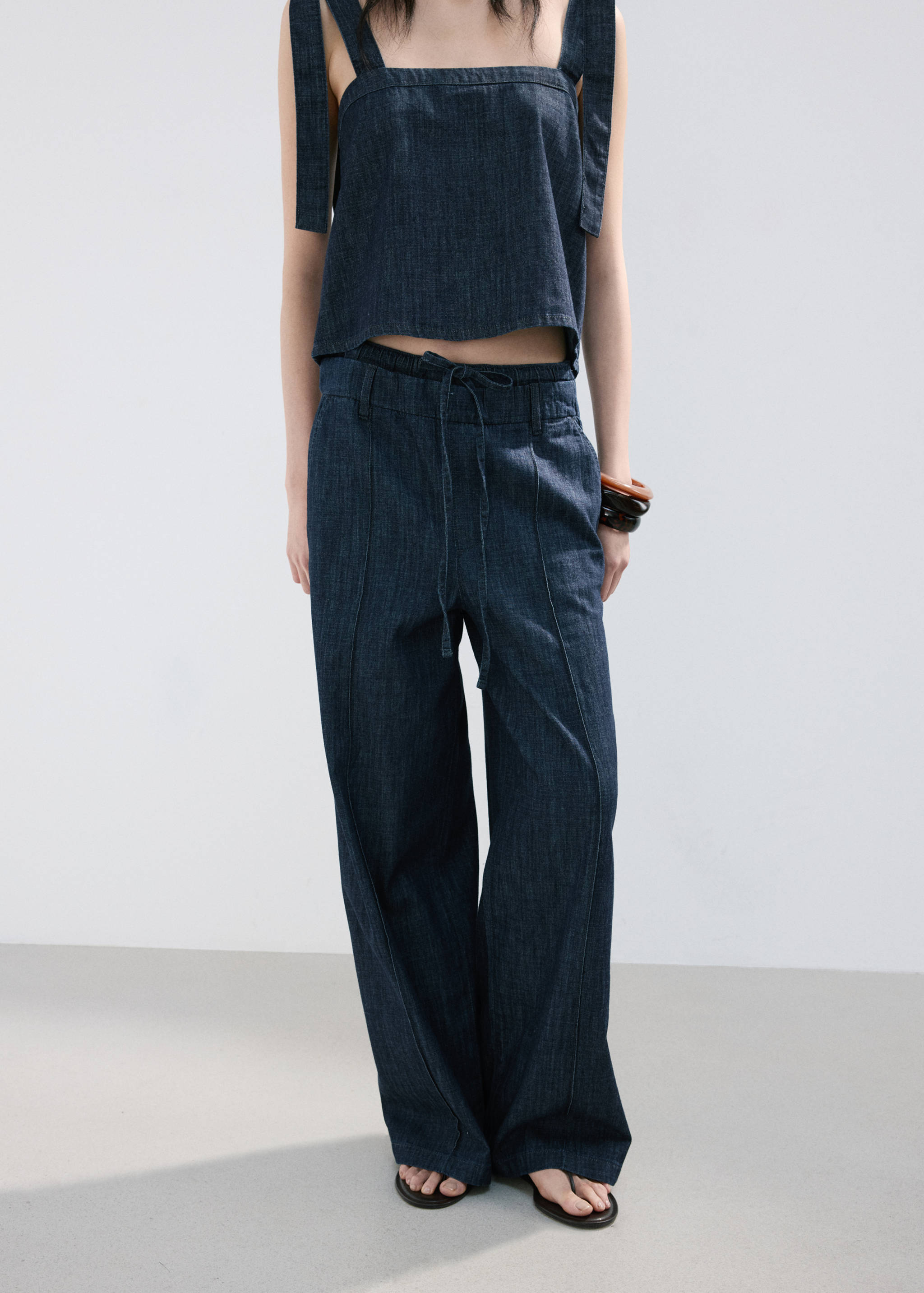 Pantalon denim wide leg - Plan moyen