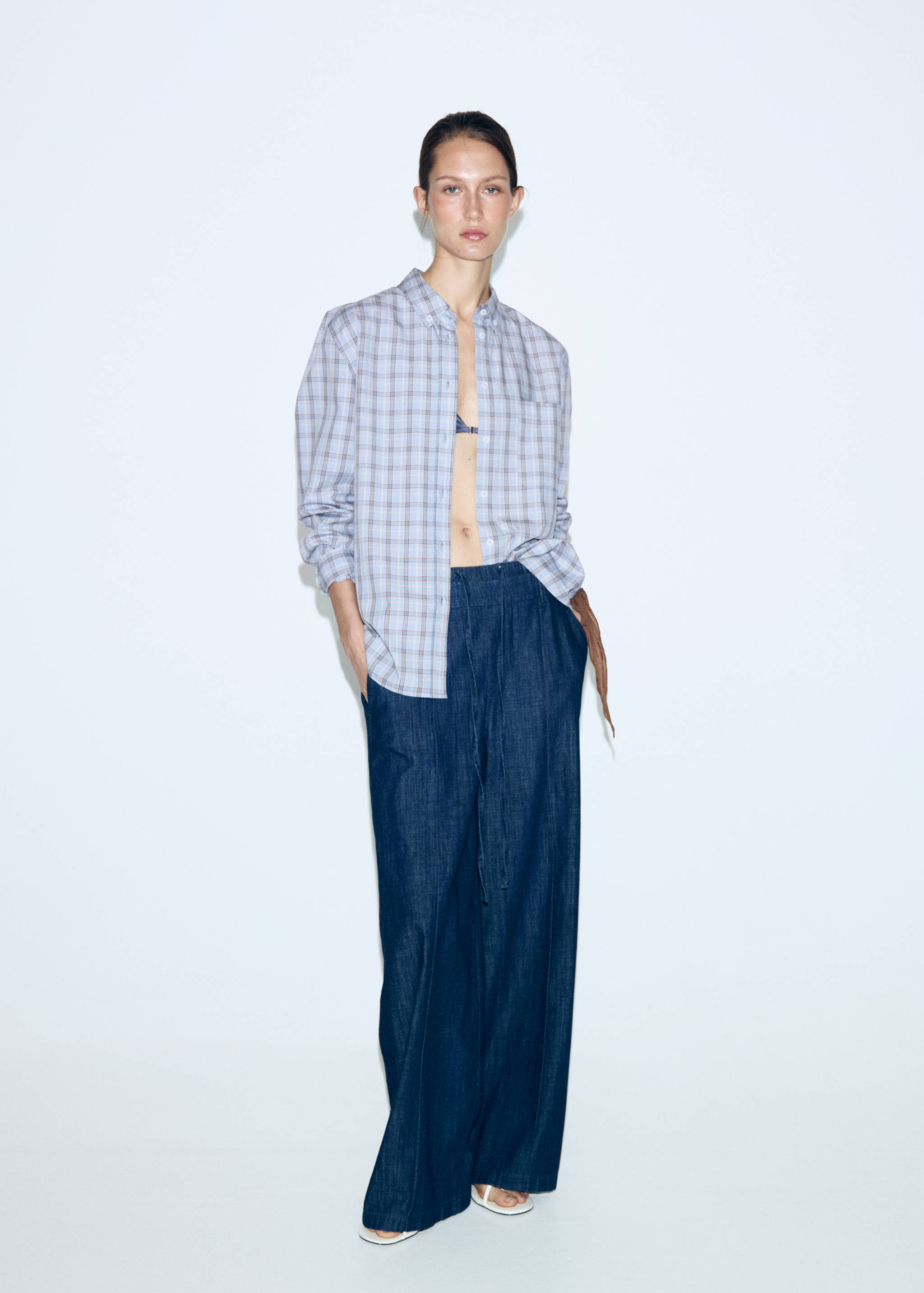 Spodnie jeansowe wide leg - Plan ogólny