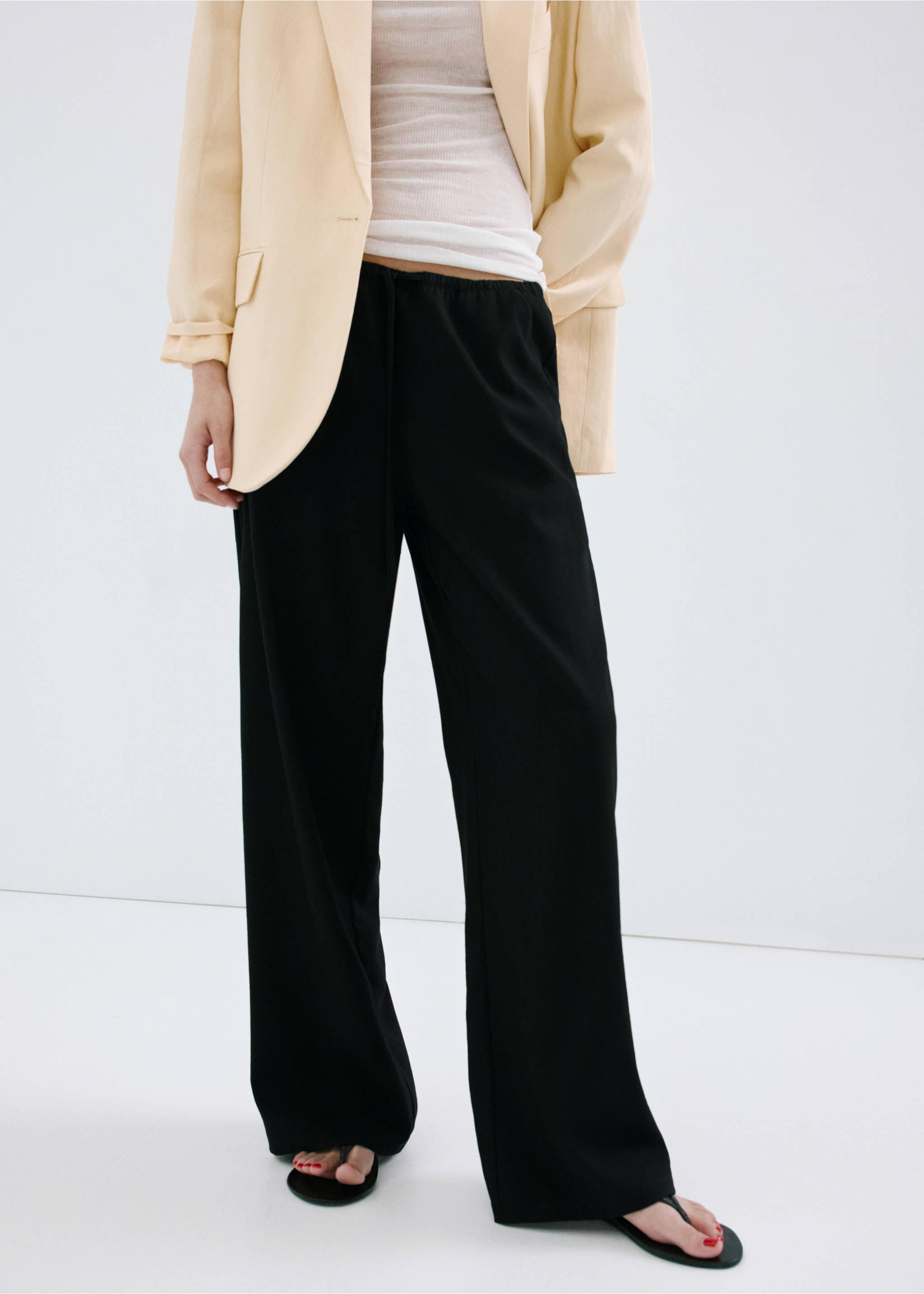 Bow straight trousers - Medium plane, Black. Ref: 27039057-00.