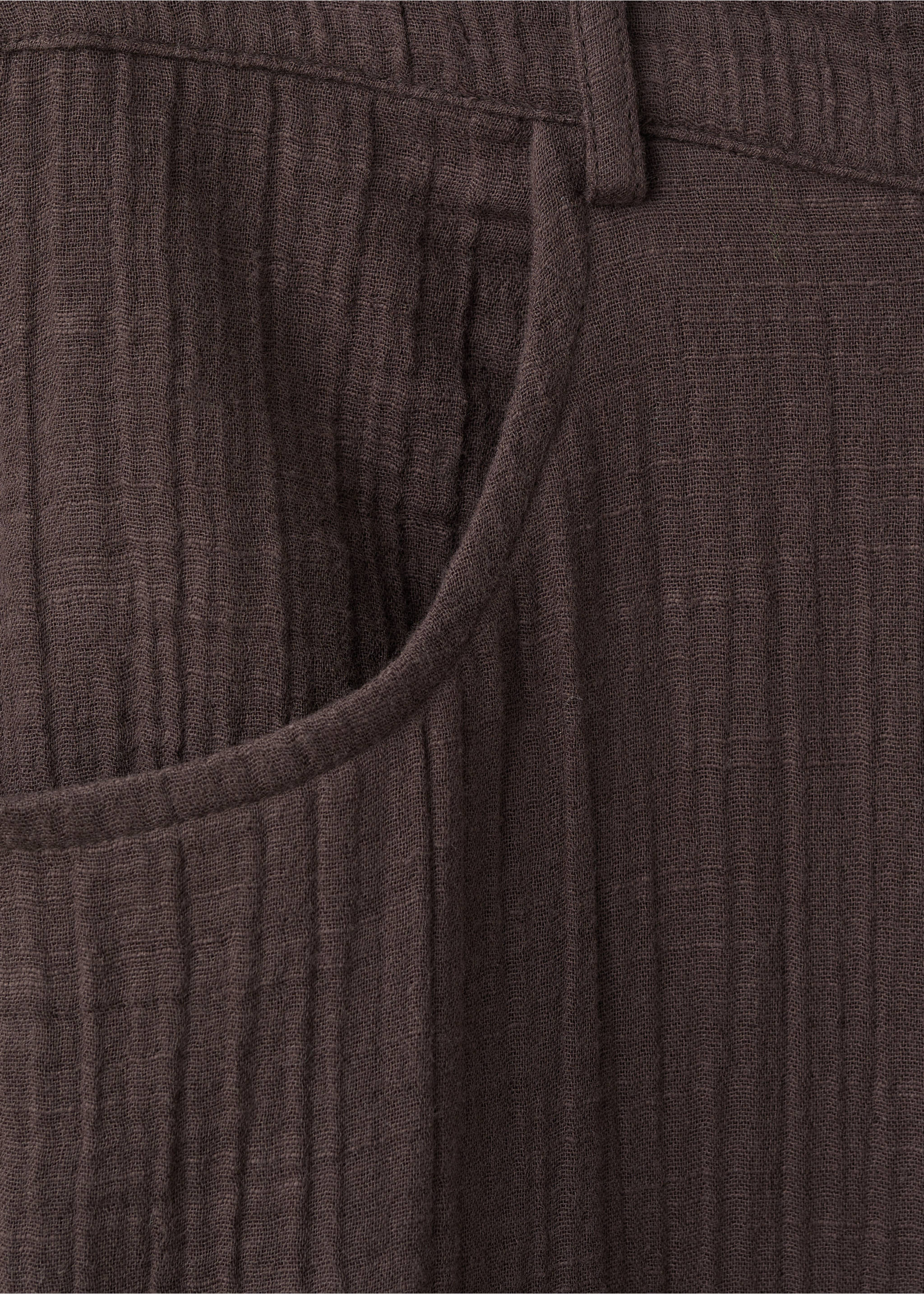Trousers calella - Details of the article 0, Chocolate. Ref: 27039058-00.