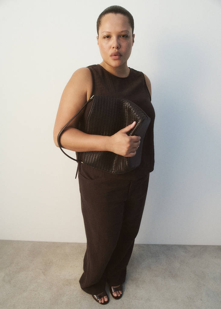 Straight-leg crinkle trousers — Chocolate