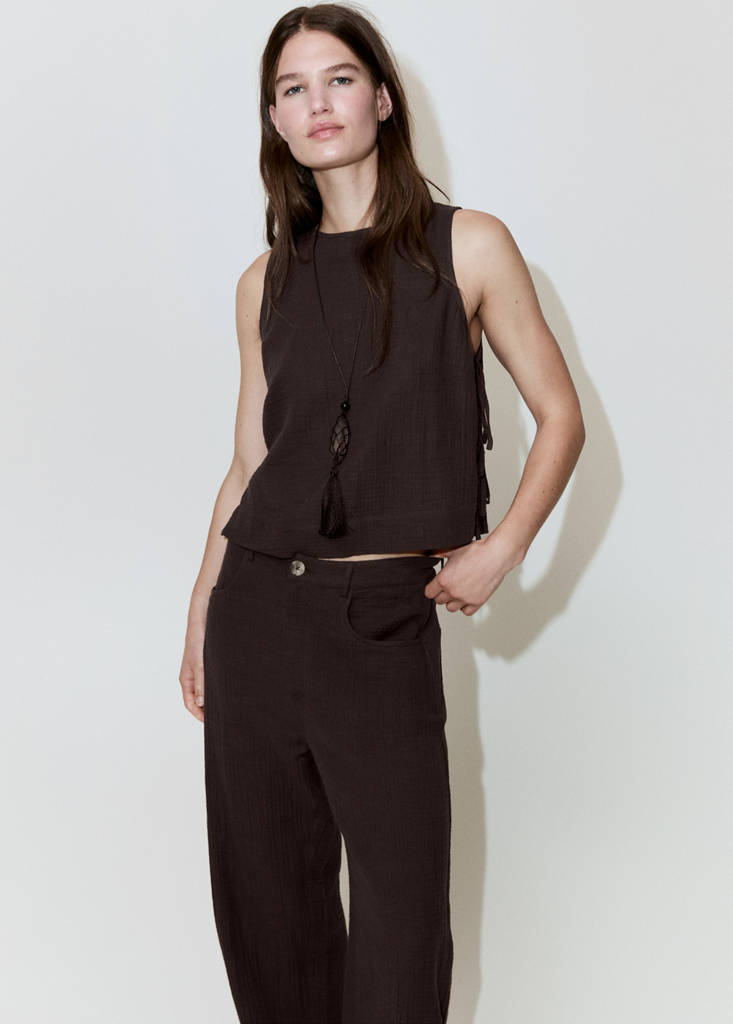 Straight-leg crinkle trousers — Chocolate