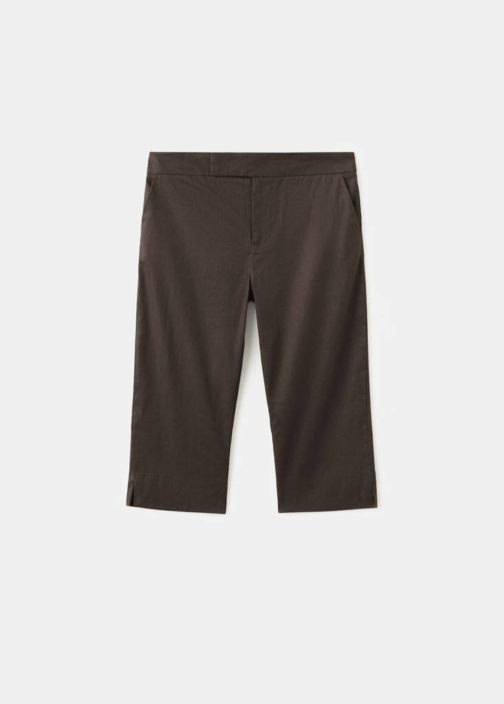 Linen capri trousers — Chocolate