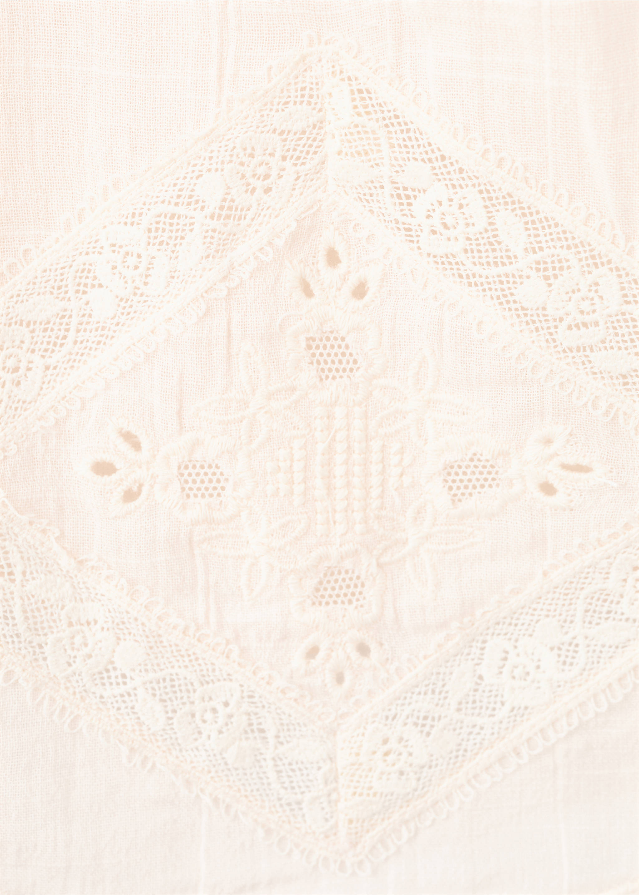 Cotton top with embroidered details - Details of the article 0, Pastel Pink. Ref: 27039066-00.