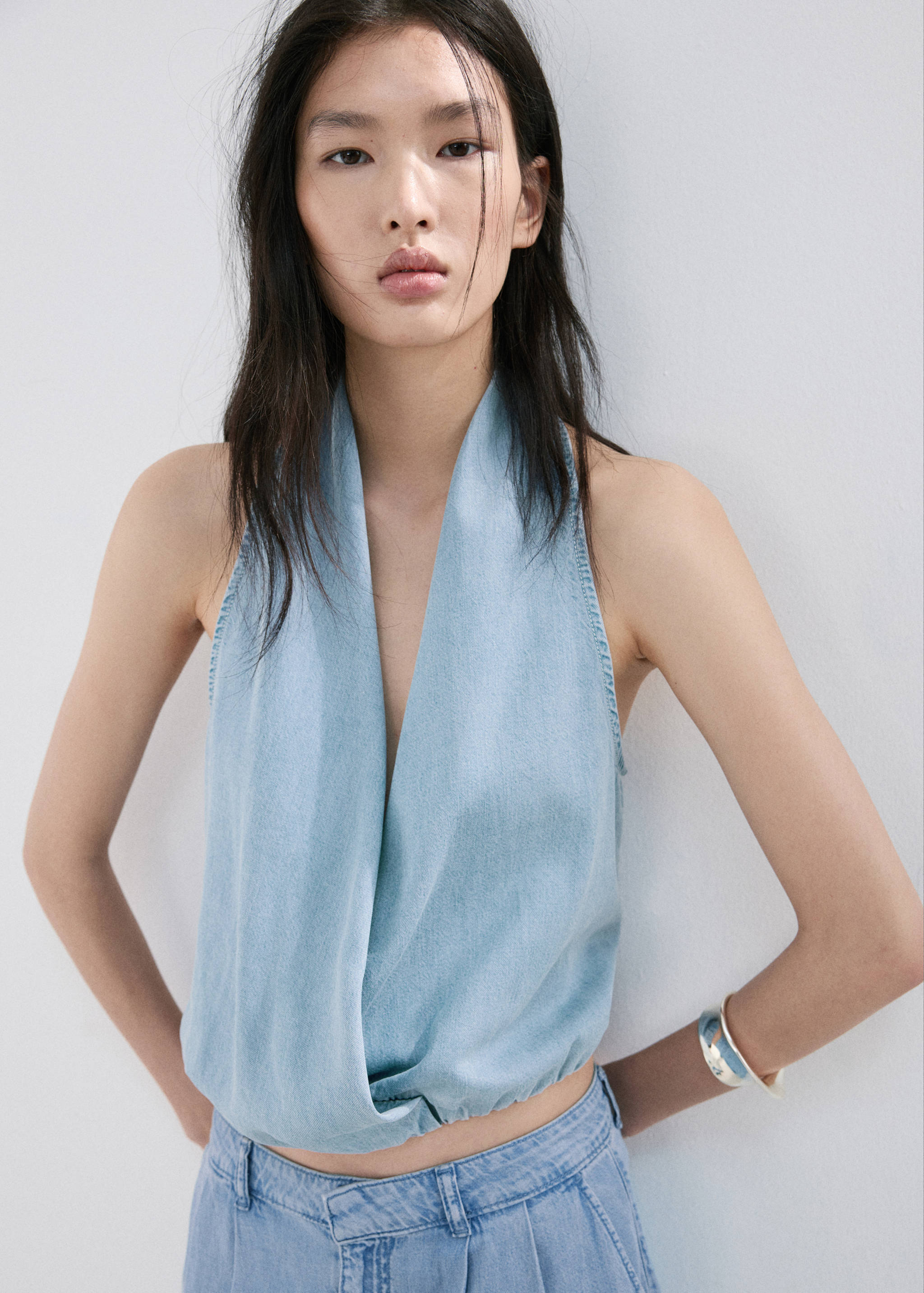 Lyocell top with draped neck - Medium plane