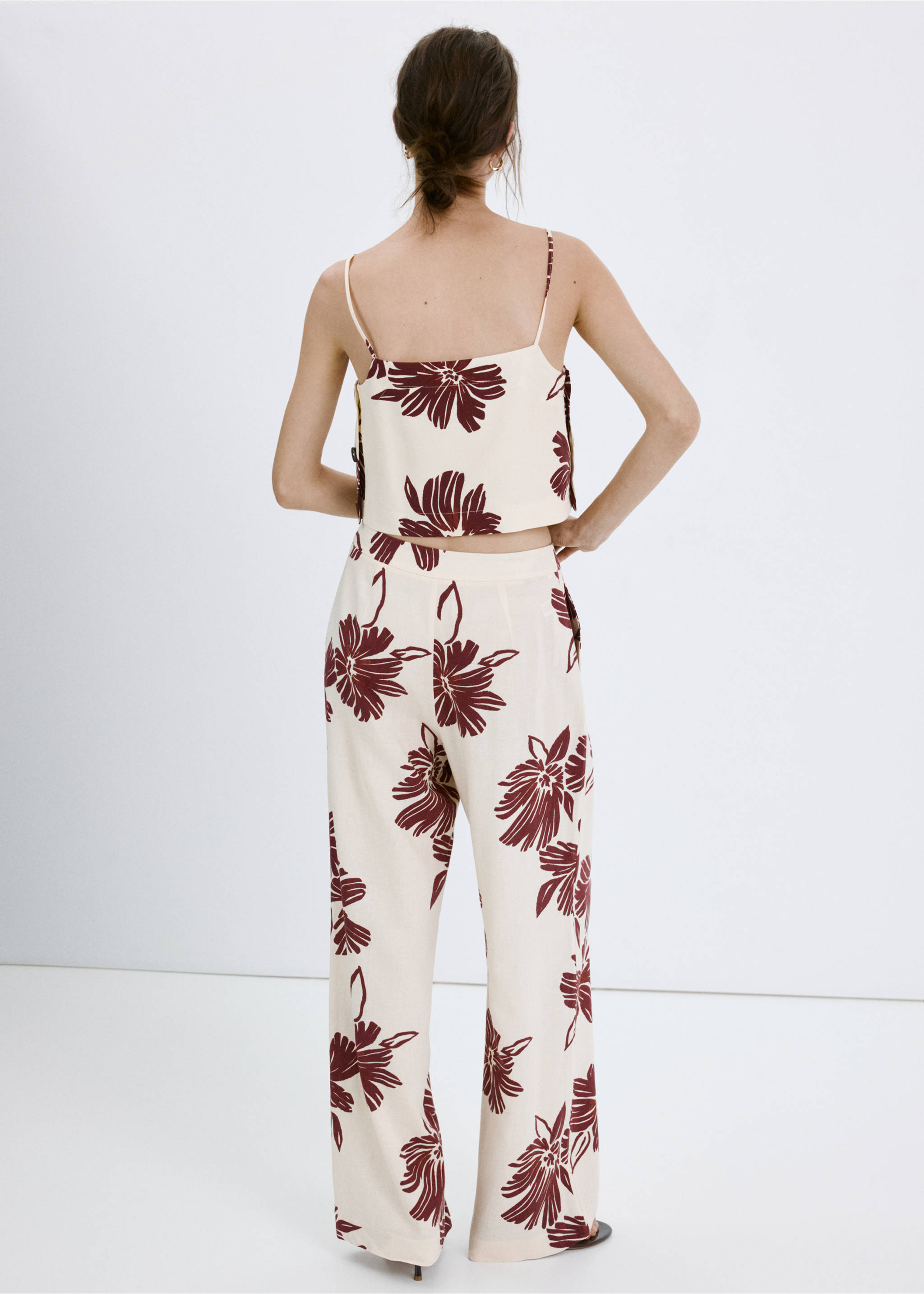 Printed pleated trousers - Reverse of the article, Ecru. Ref: 27039077-00.