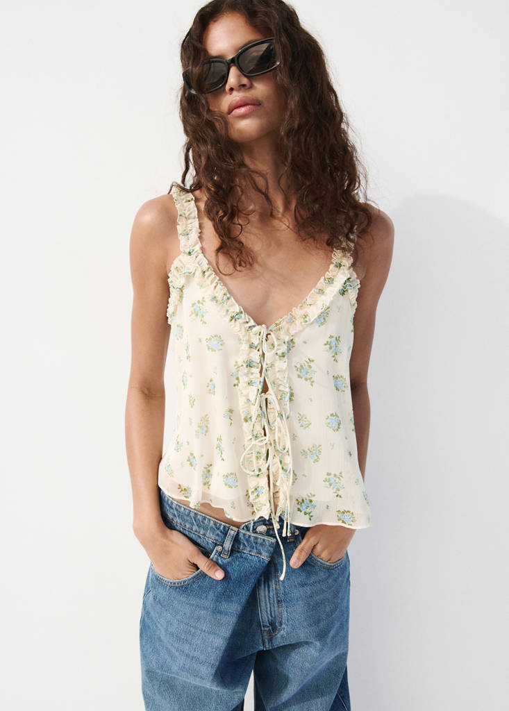 Floral top with bow details