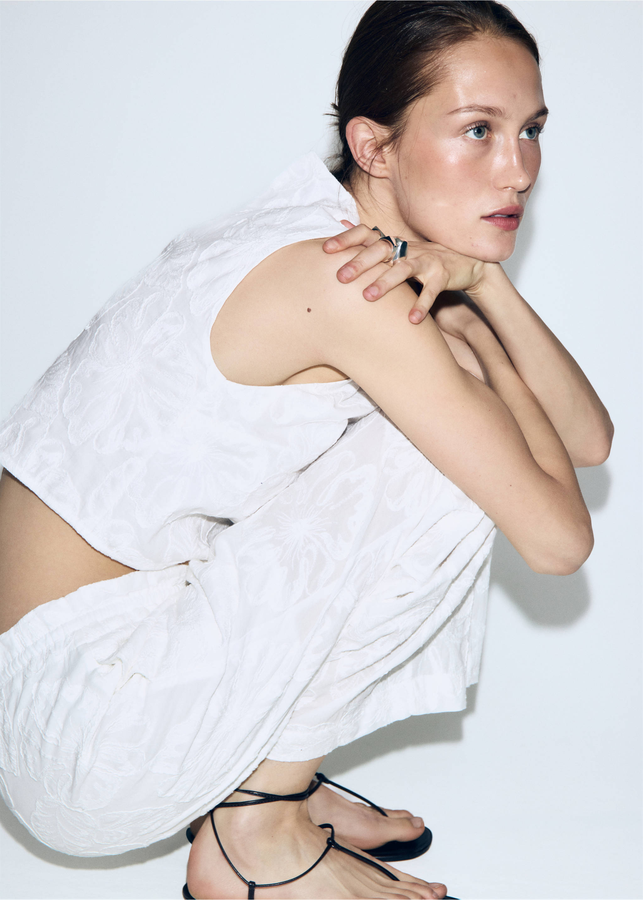 Embroidered floral cotton trousers - Details of the article 2, White. Ref: 27039081-00.