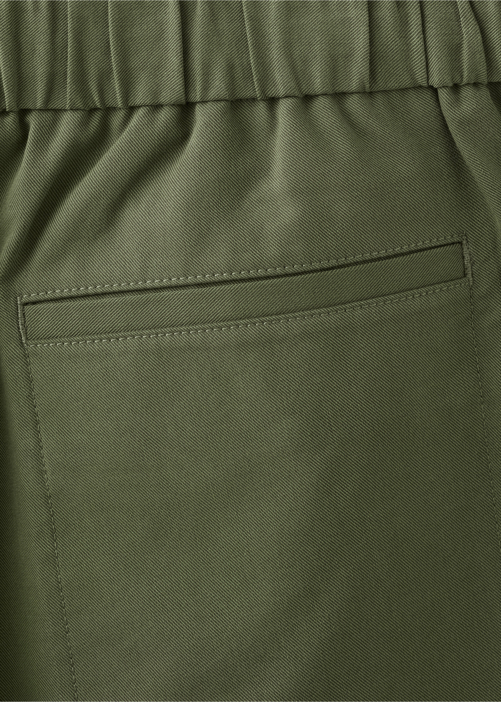 Bermuda shorts rey - Details of the article 0, Forest Green. Ref: 27039206-00.