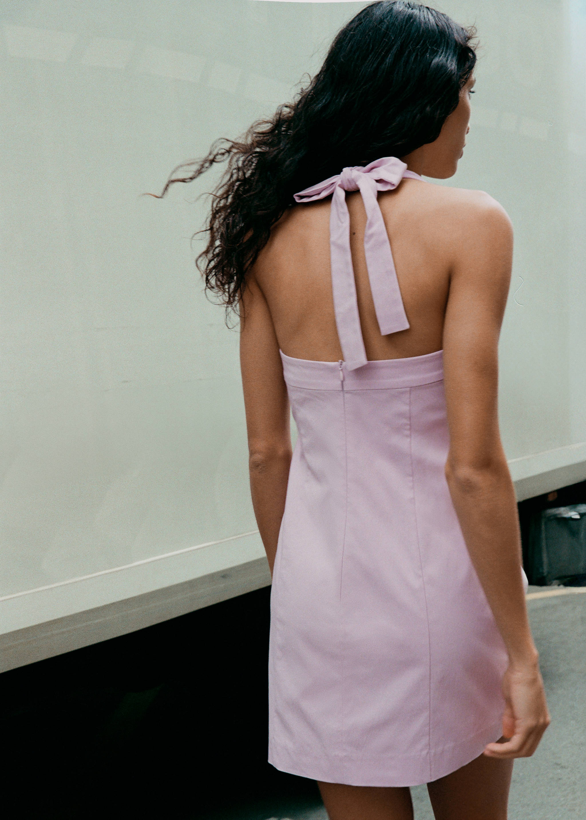 Robe courte emmanchures américaines - Verso de l’article