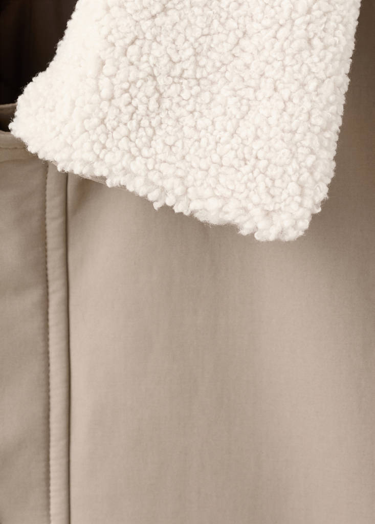 Quilted jacket with shearling-effect collar — Sand