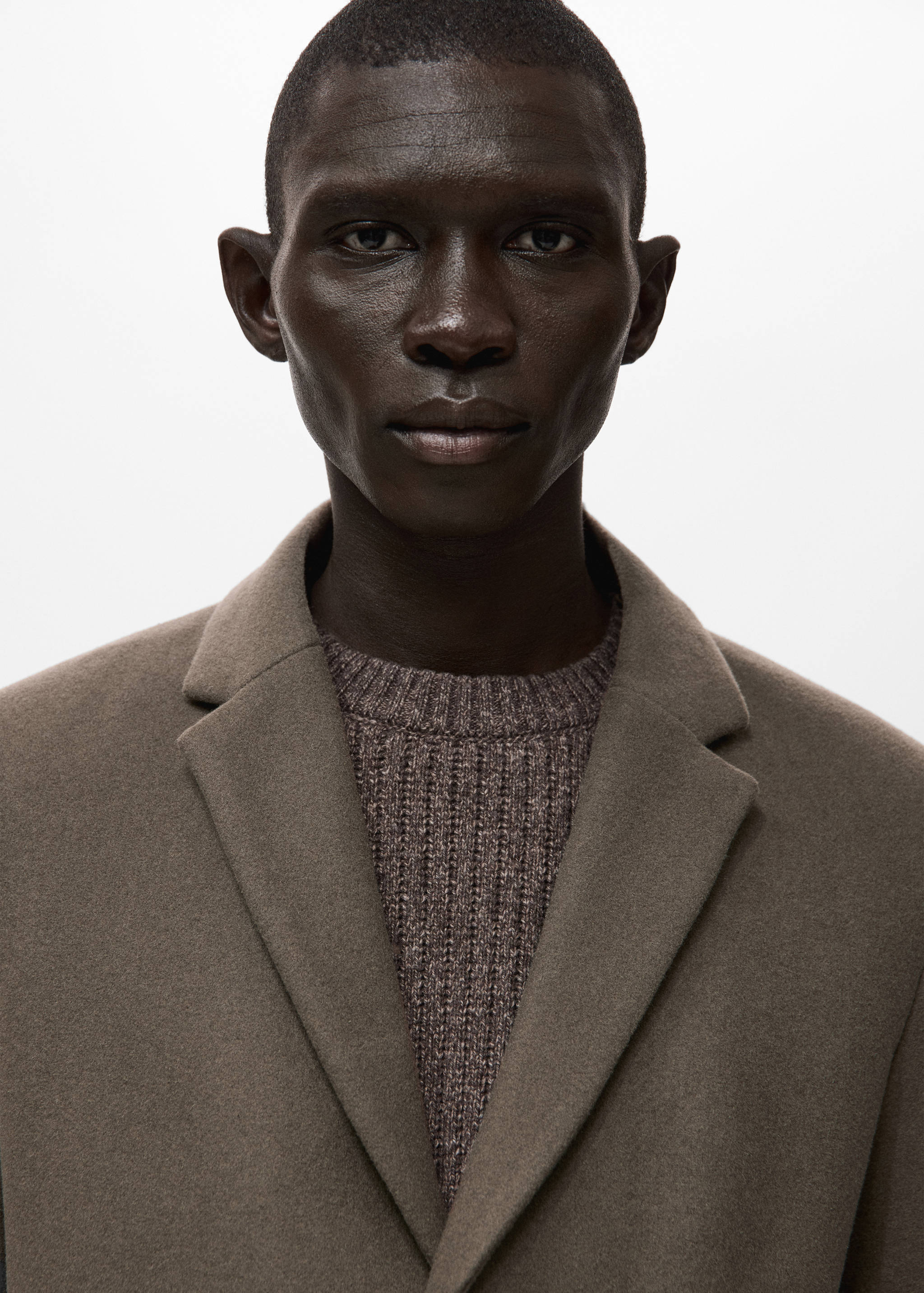 Wool coat with detachable inner collar - Details of the article 1