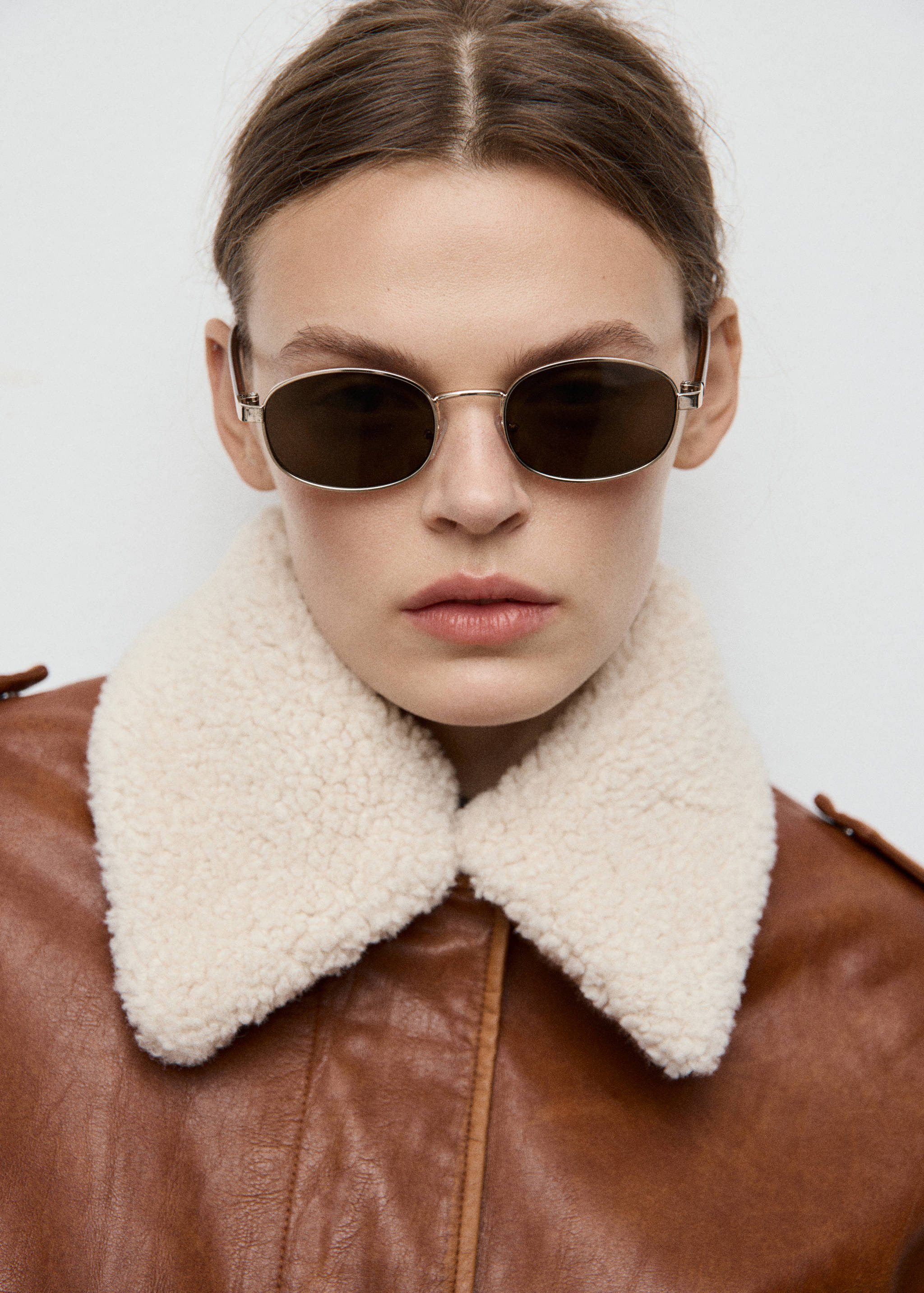 Metallic frame sunglasses - General plane