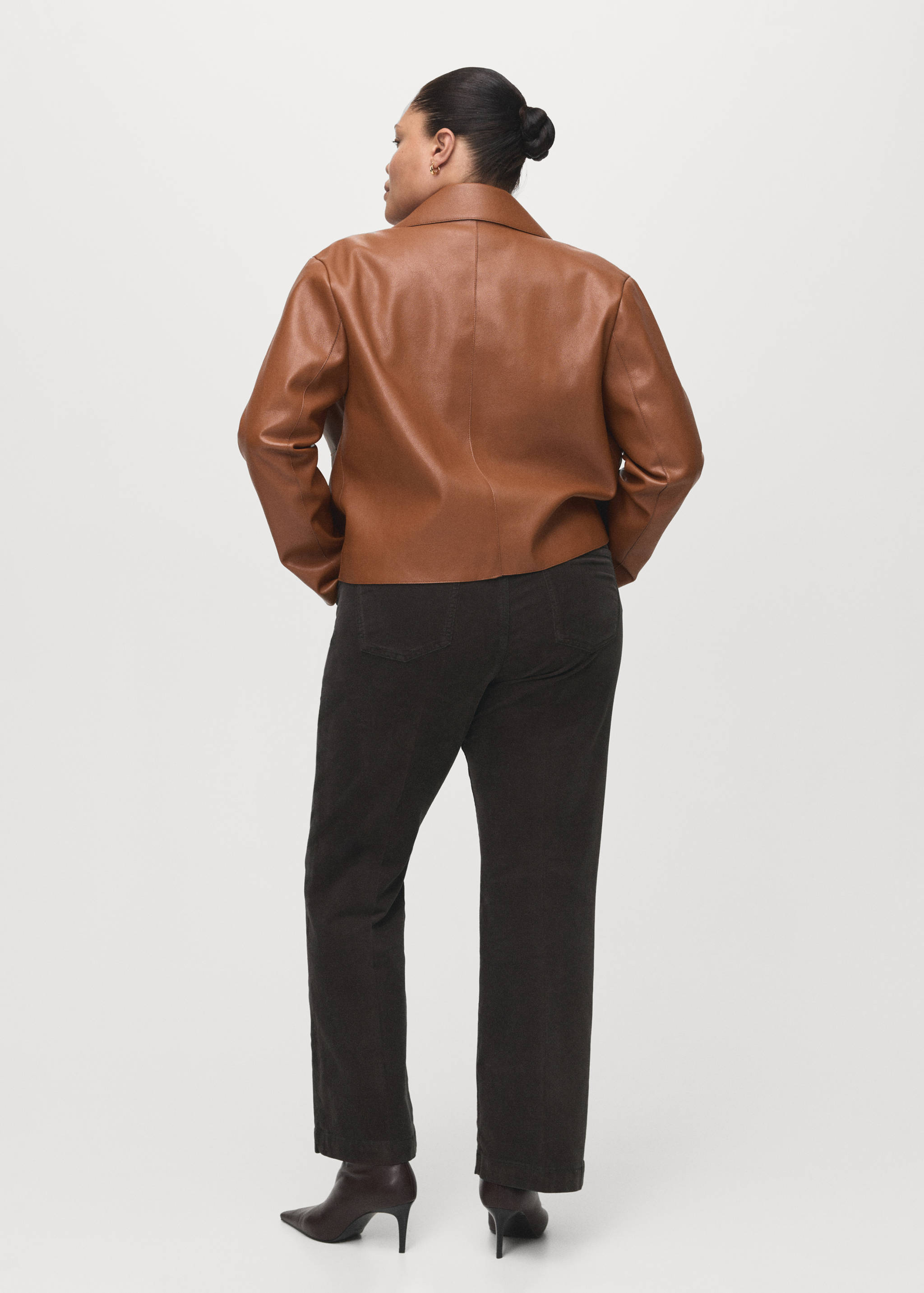 بنطال جينز واسع من قماش مخملي - تفاصيل المنتج 4