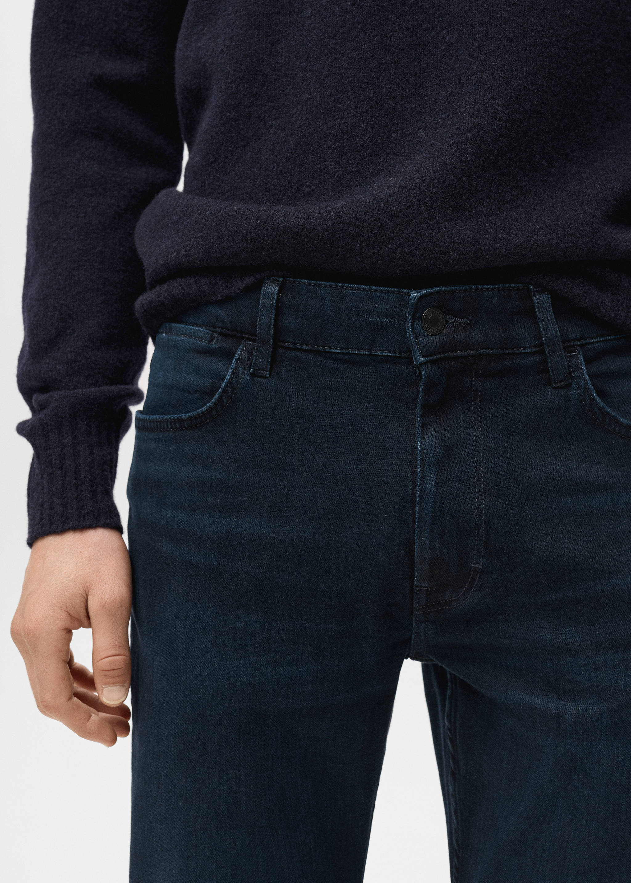 Джинсы Patrick slim fit Ultra Soft Touch - Деталь изделия 1