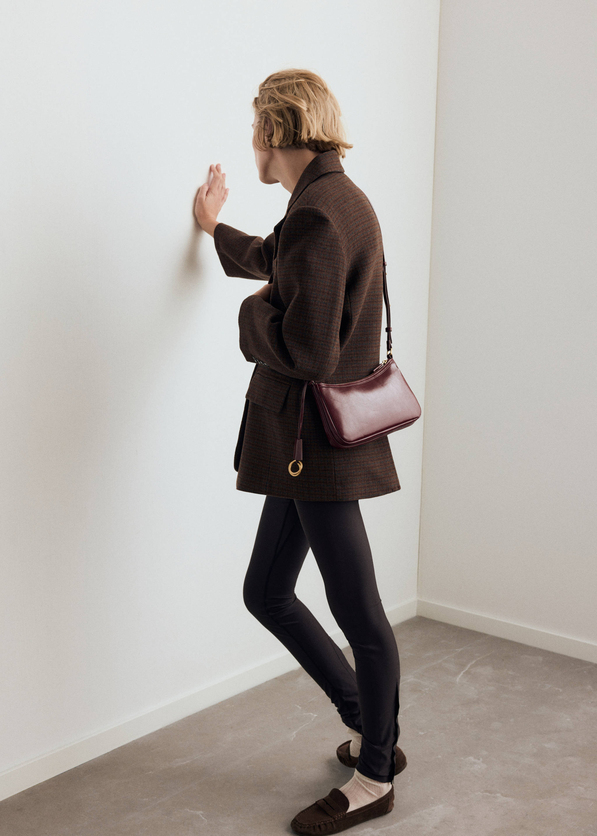 Crossbody bag with charms and rings - Details of the article 9