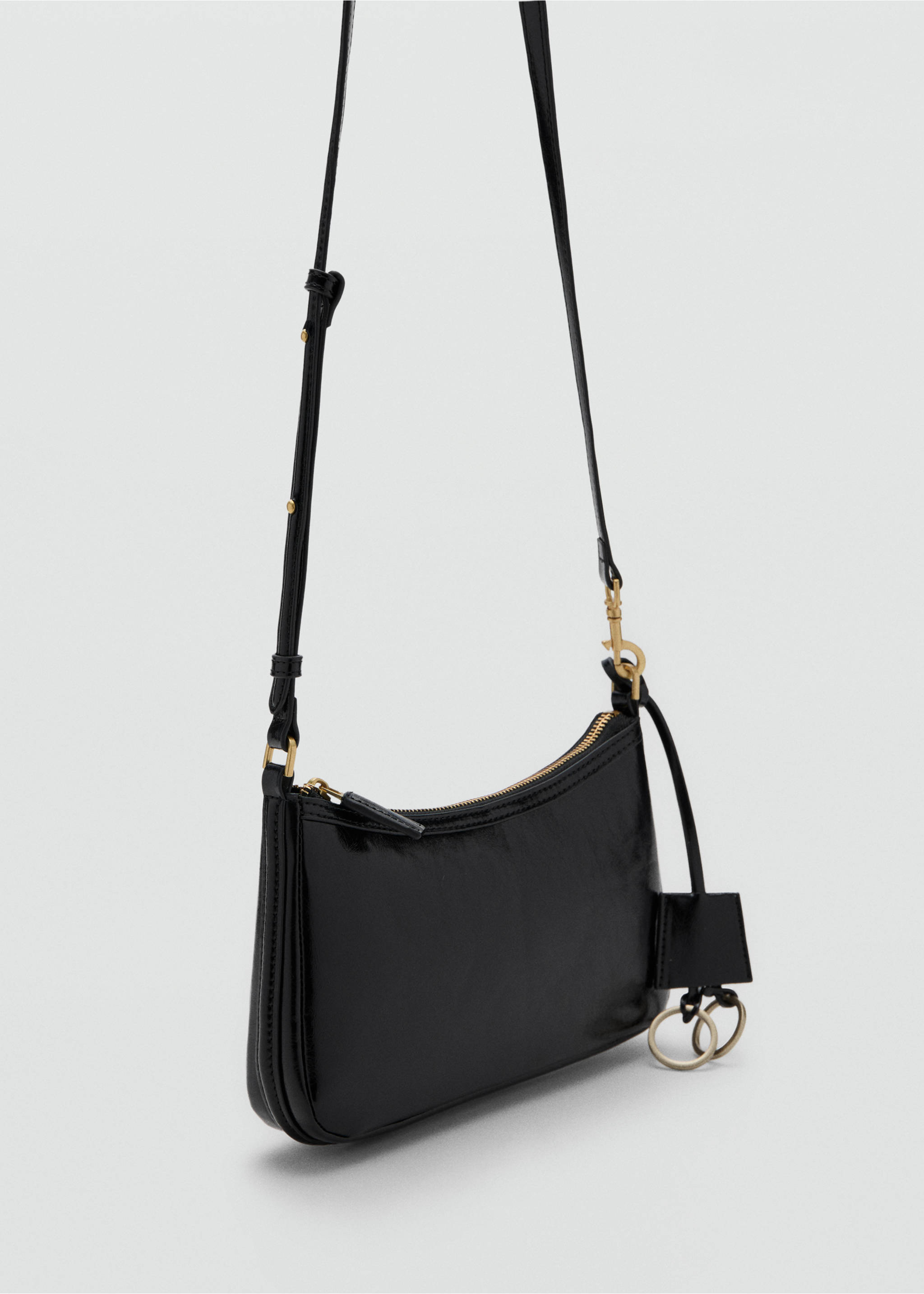 Crossbody bag with charms and rings - Medium plane, Black. Ref: 27041205-00.