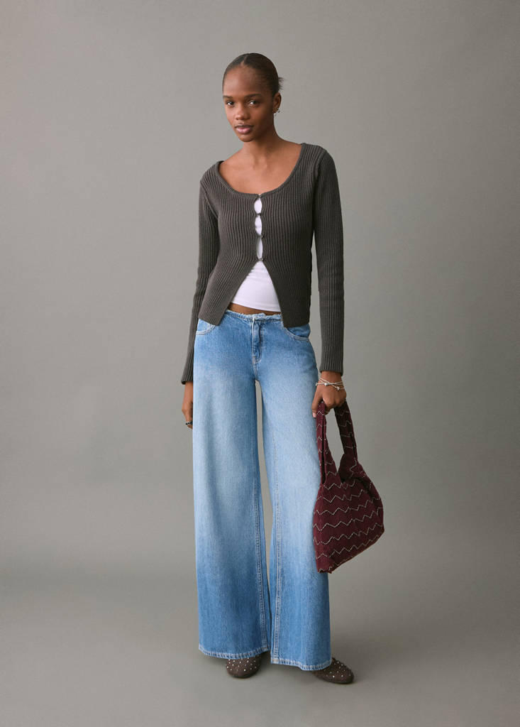 Low-waist wide-leg jeans — Medium Blue