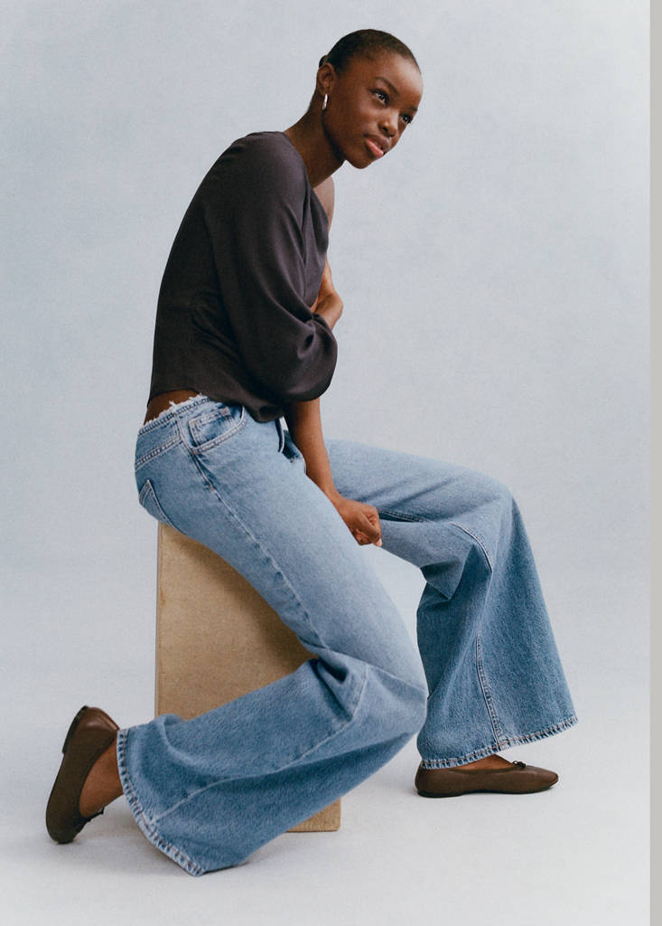 Low-waist wide-leg jeans — Medium Blue