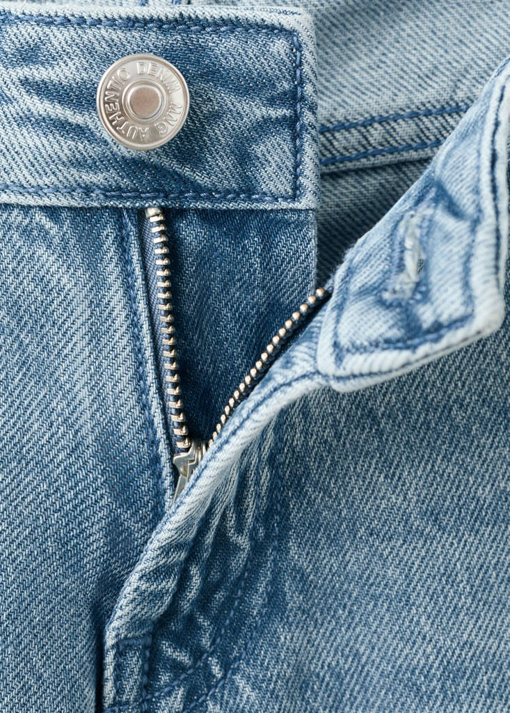 Wide leg jeans with openings — Medium Blue
