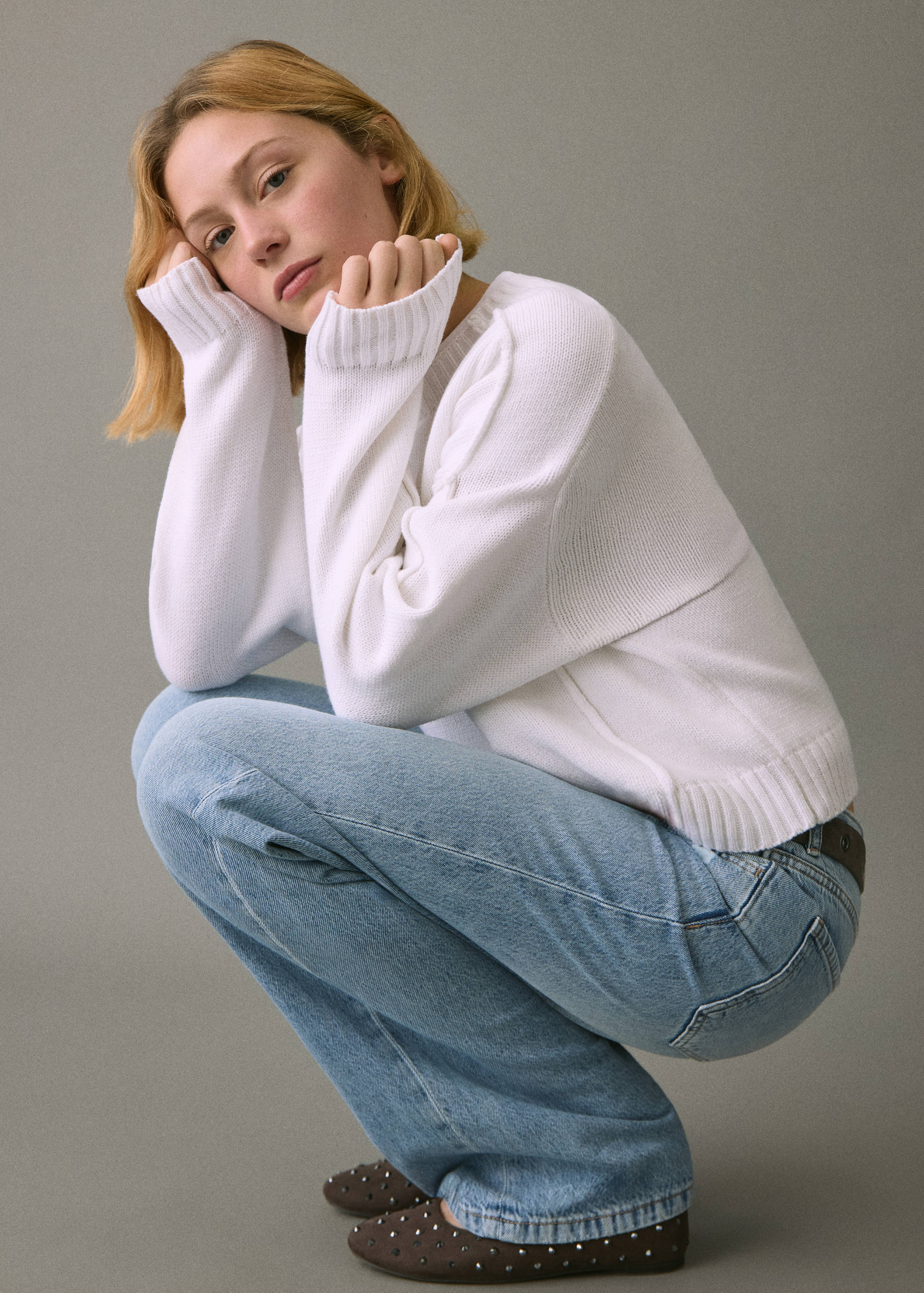 Knitted sweater with seams - Details of the article 2