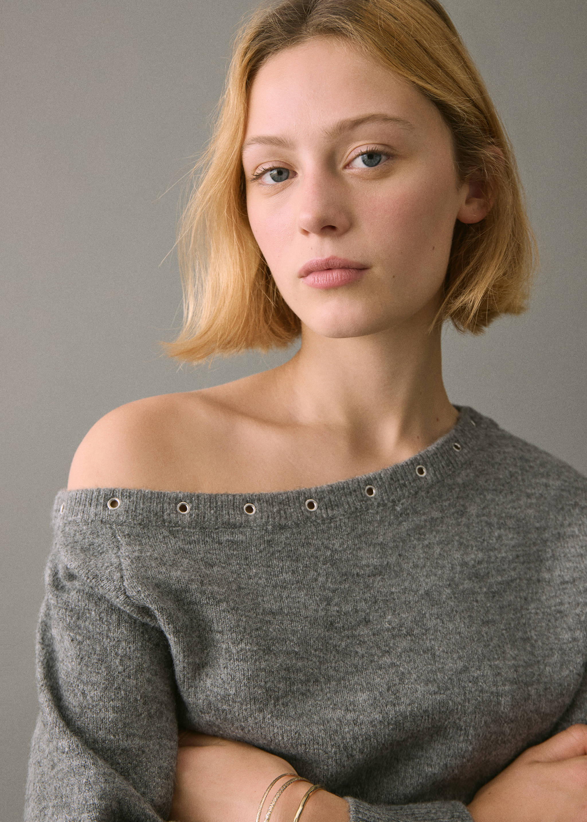 Asymmetrical studded sweater - Details of the article 1