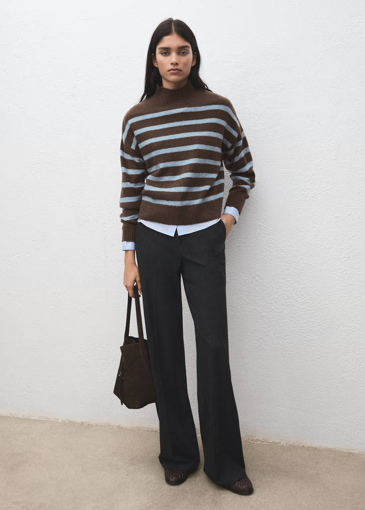 Oversized striped turtleneck sweater — Chocolate