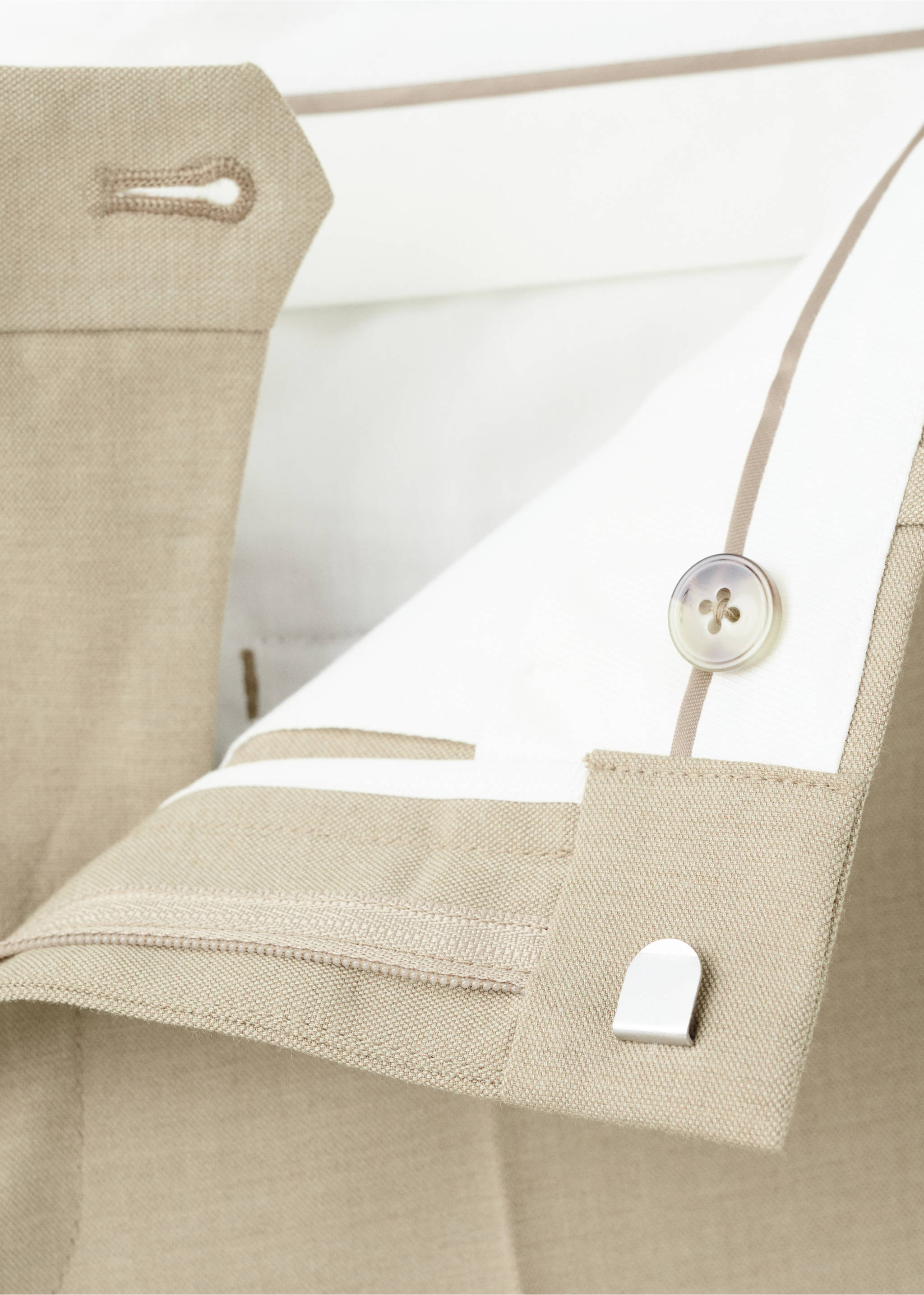 Super Slim Fit-Anzughose aus Stretchstoff - Detail des Artikels 8, Beige. Ref: 27041226-00.