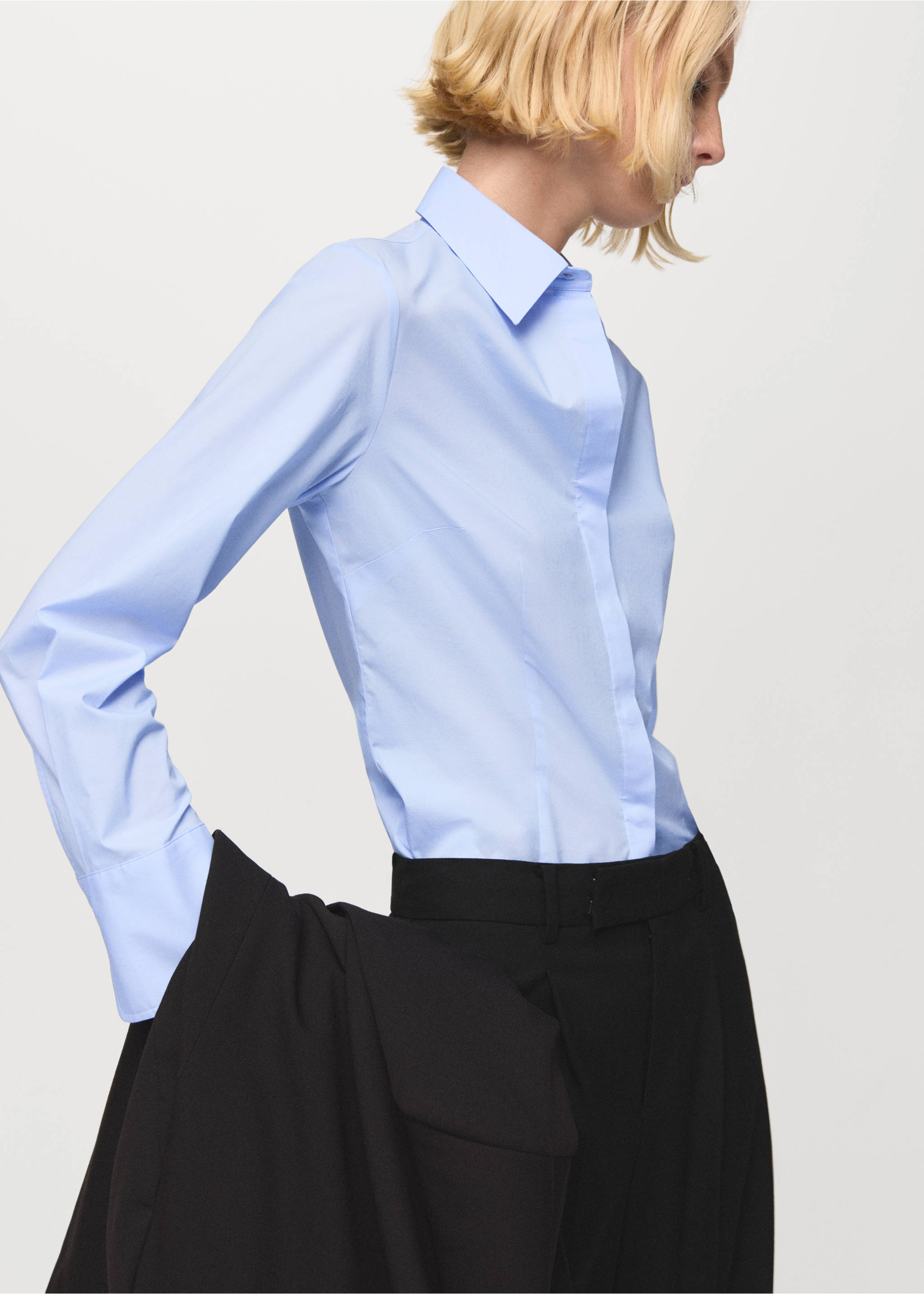 Slim-fit poplin shirt - Medium plane, Sky Blue. Ref: 27041228-00.