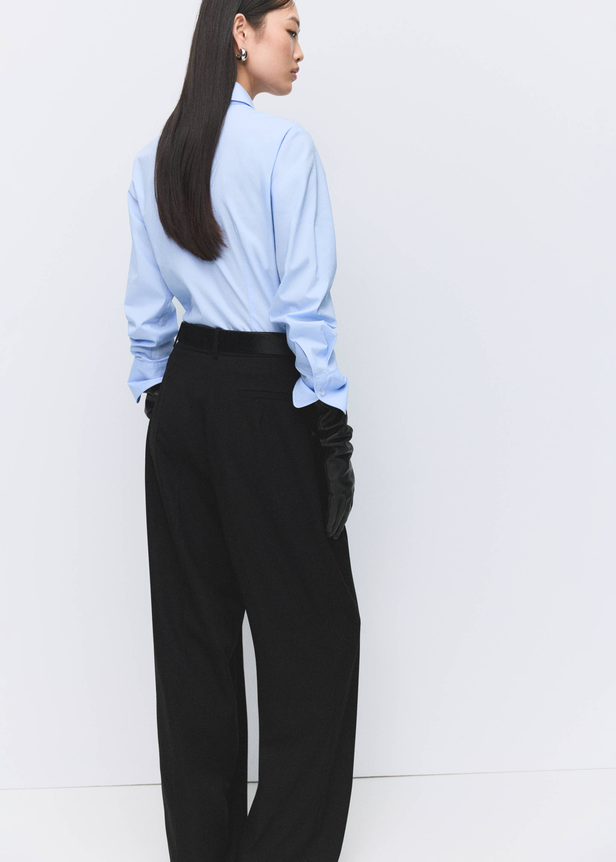 Slim-fit poplin shirt - Reverse of the article