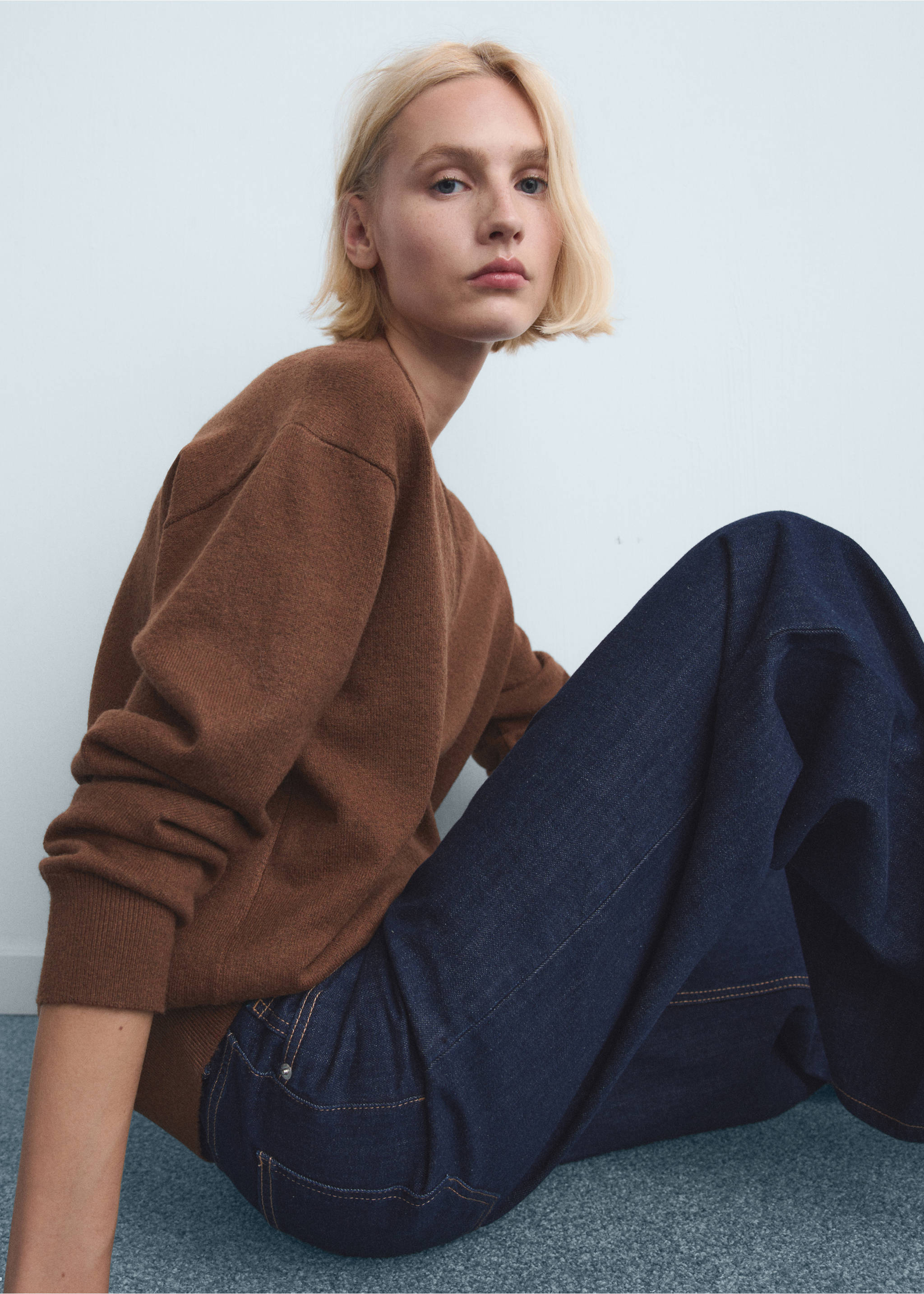 กางเกงยีนส์เอวต่ำทรงขากว้าง - รายละเอียดของสินค้า 2, สีโอเพนบลู. Ref: 27041229-00.