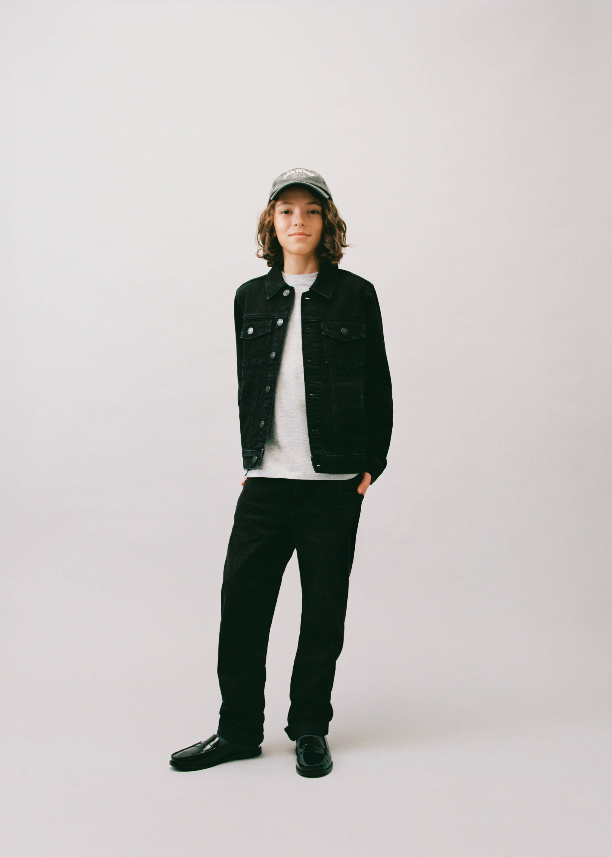 Turned-up straight jeans - Details of the article 5, Black denim. Ref: 27041239-00.