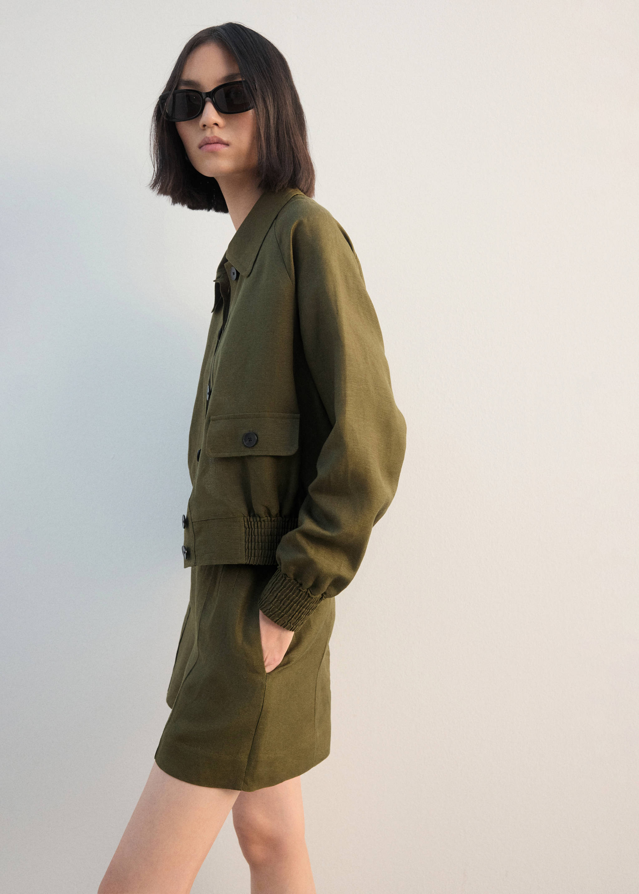 Льняная куртка с пуговицами - Деталь изделия 2