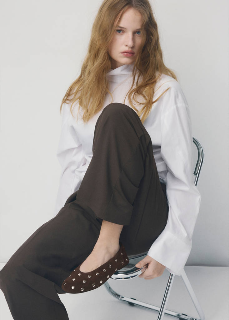 Suede ballet flats with studs — Chocolate
