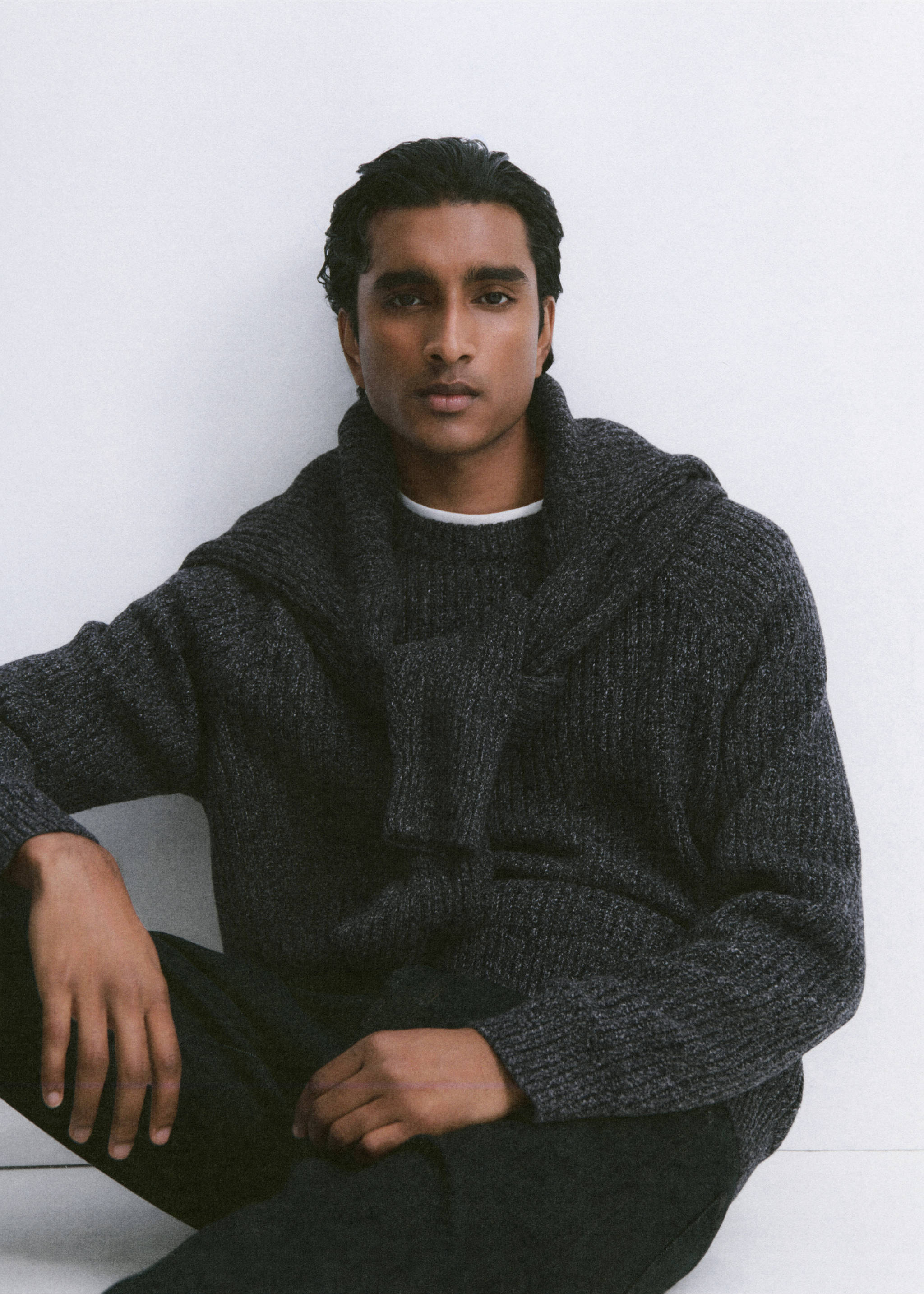 Wool-blend rib-knit sweater - Details of the article 3, Dark Heather Grey. Ref: 27041252-00.