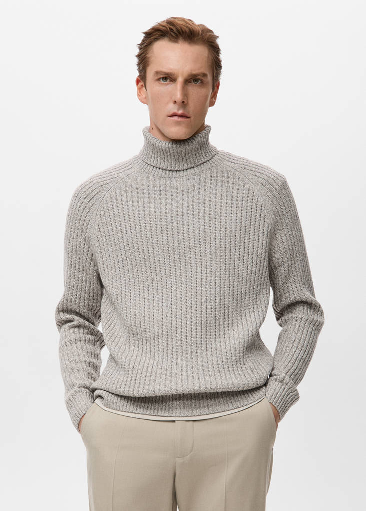 Wool-blend turtleneck sweater — Beige