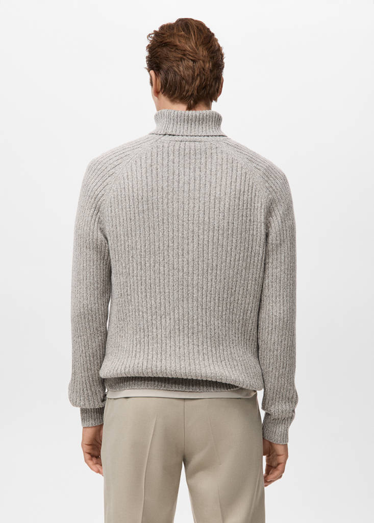 Wool-blend turtleneck sweater — Beige
