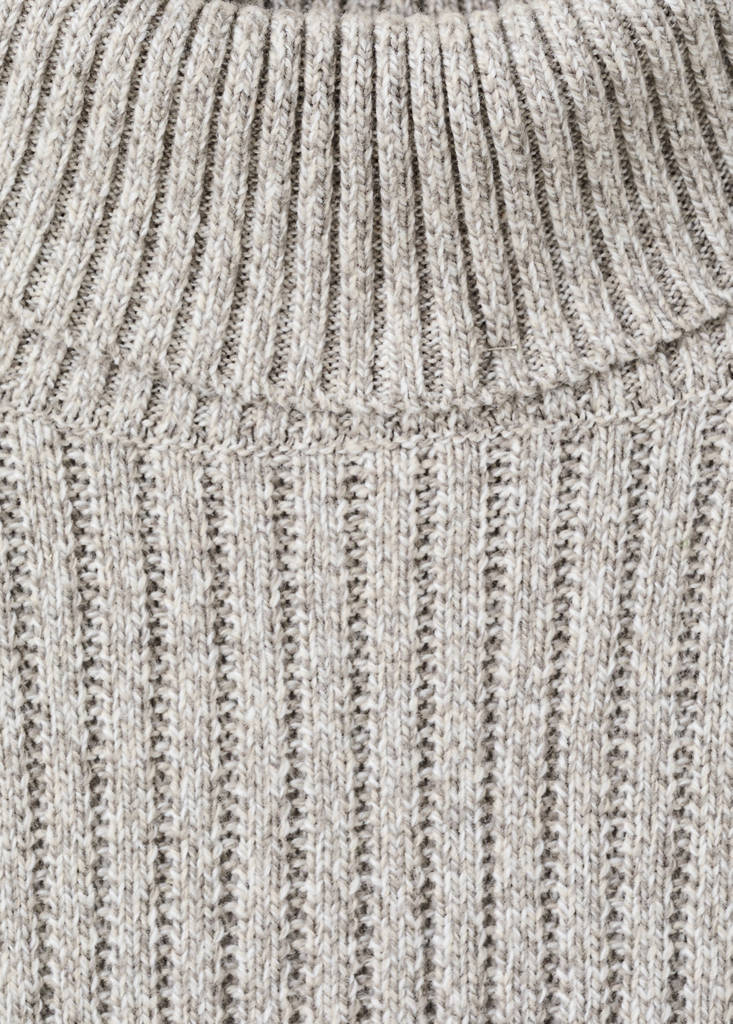 Wool-blend turtleneck sweater — Beige