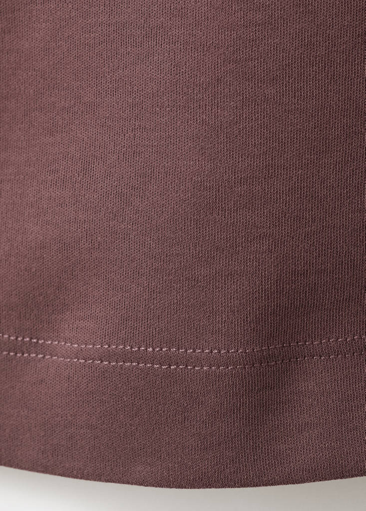 Medium weight regular fit T-shirt — Plum